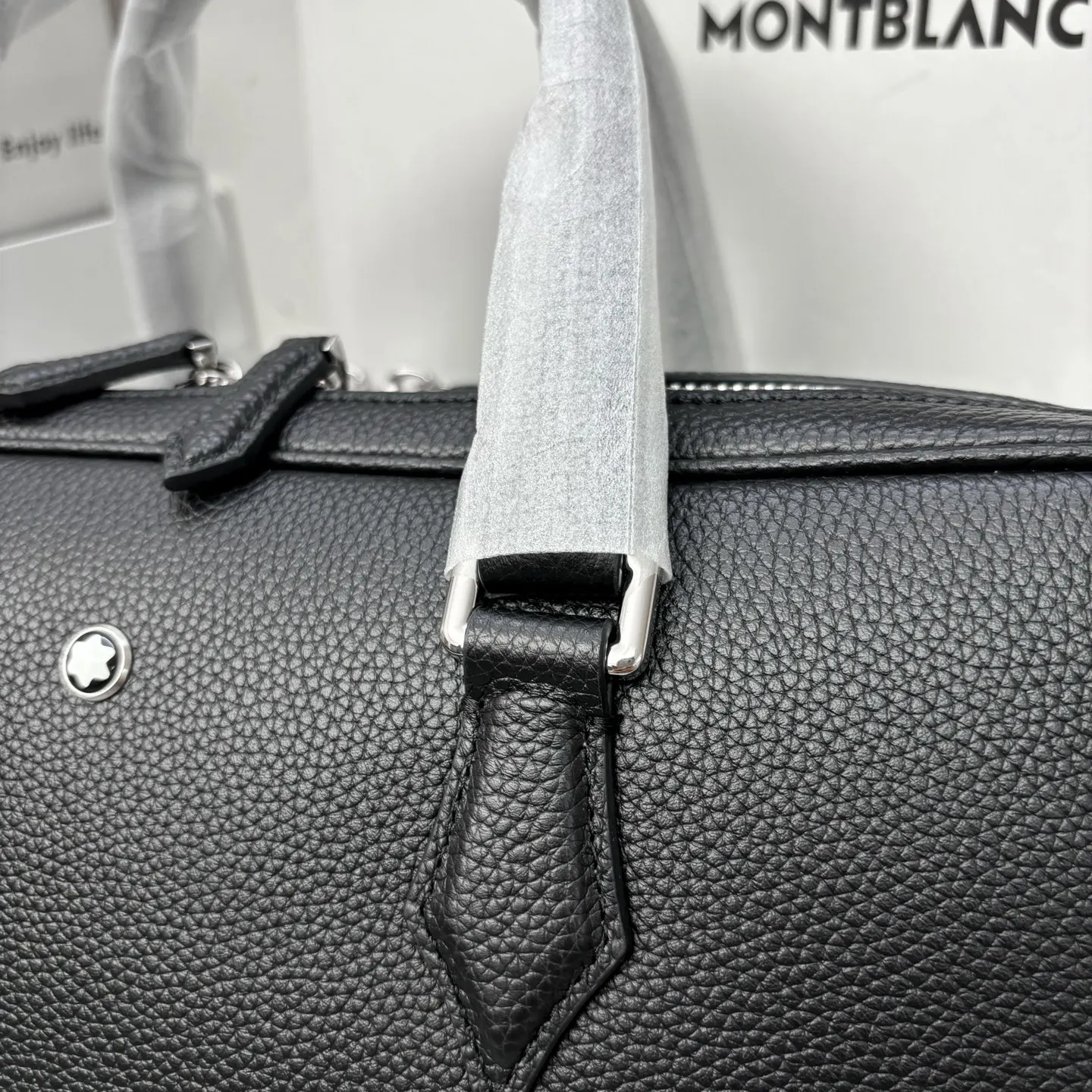 牛皮 MONTBLANC 万宝龙粒纹软皮精選系列 旅行袋 大容量旅行款