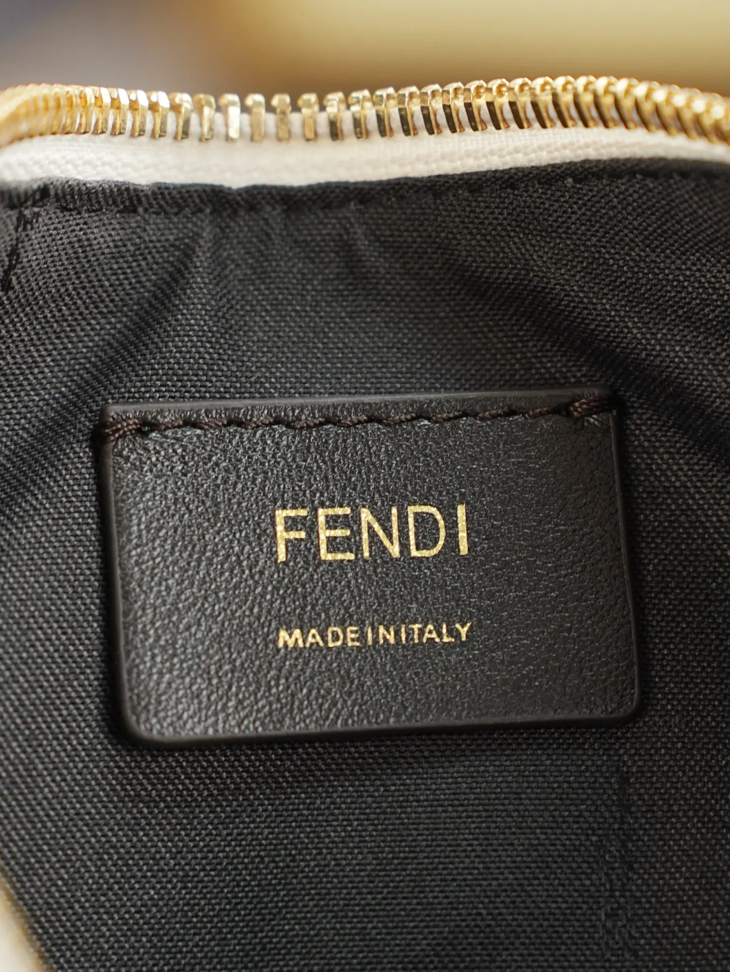 可调节长肩带尺寸 FEND 腋 腋下包 復古腋下背款