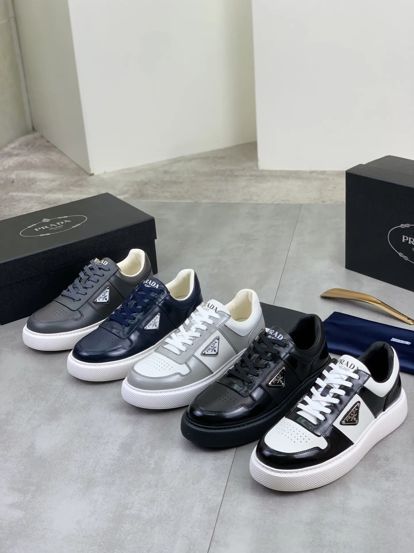Prada Casual Versatile