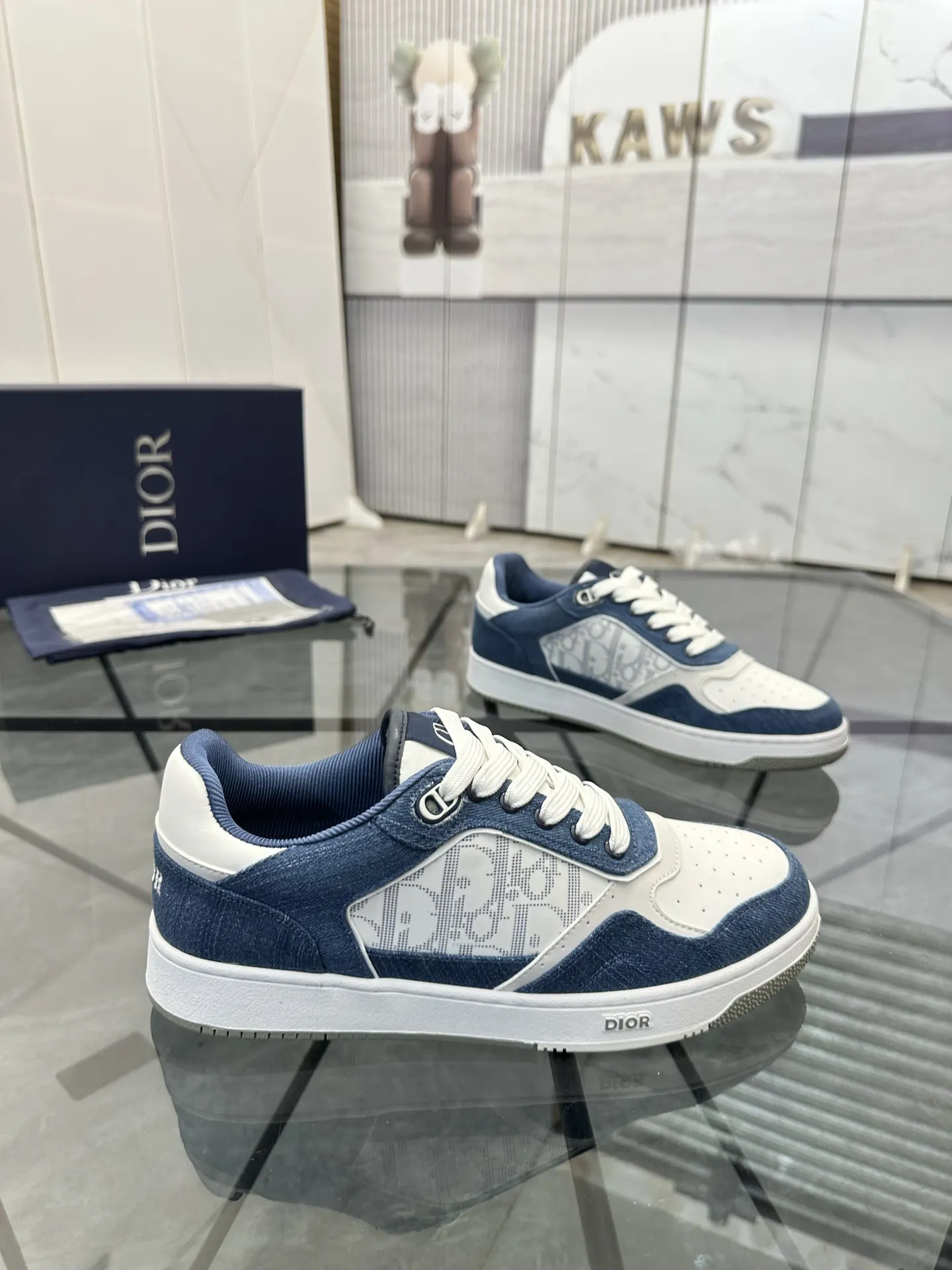 Dior Cowhide Shoes Comfortable And Sneakers