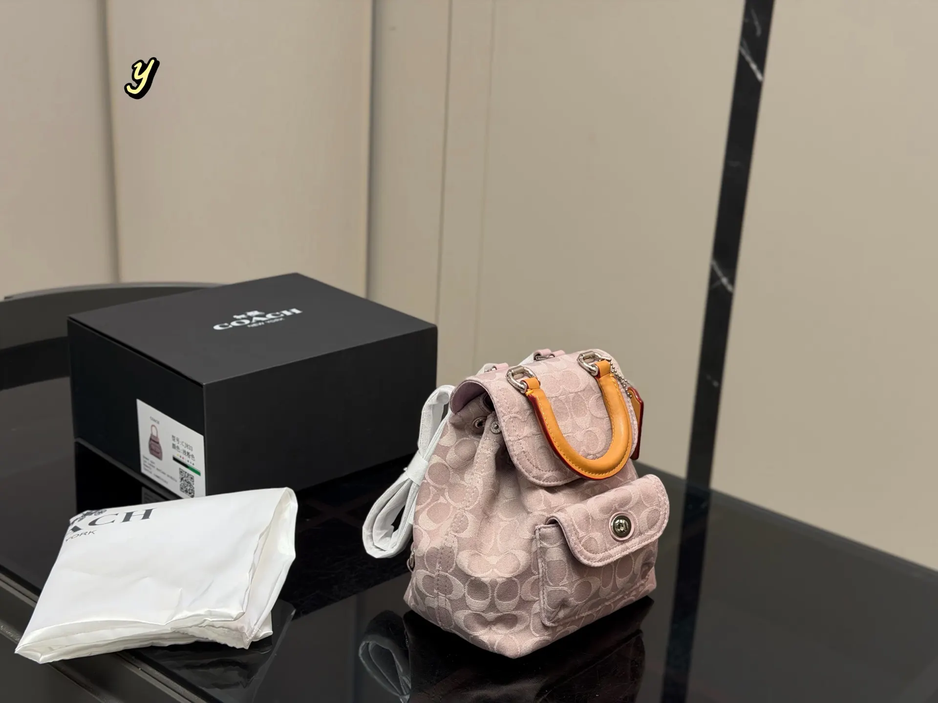 Coach 牛仔 盒 牛仔香布蕾雙肩包好美 实用雙肩款