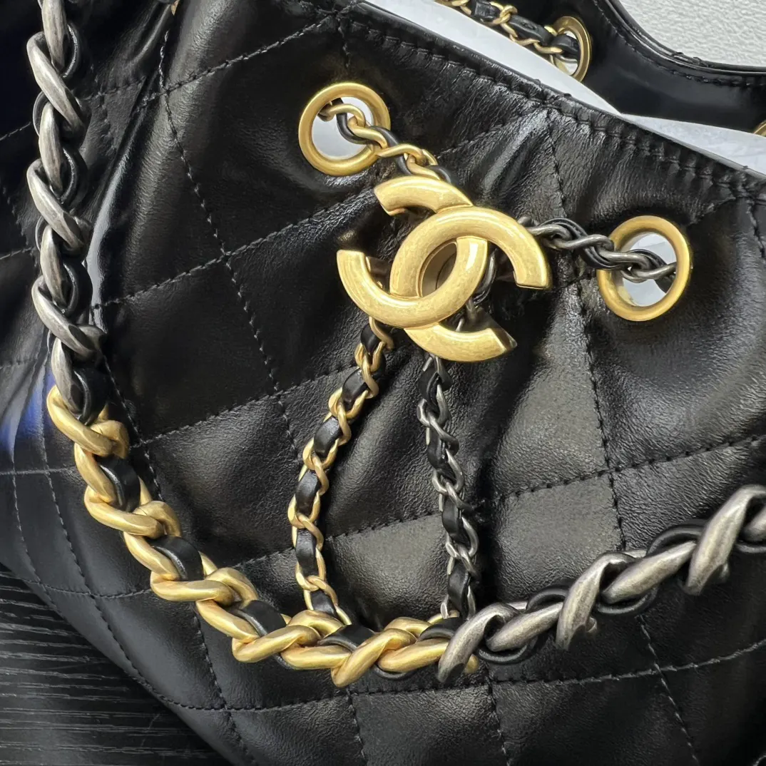Chanel Oil Wax Sheepskin Hobo Underarm Bag One Shoulder Back