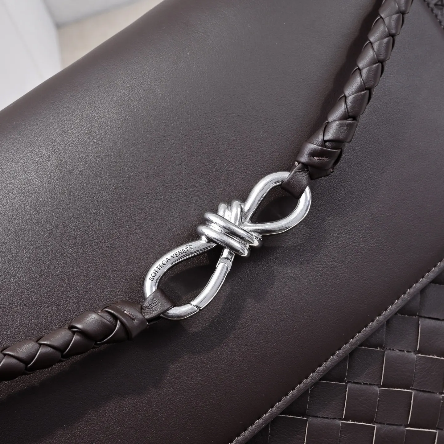 Crossbody Bag Lightweight Leather