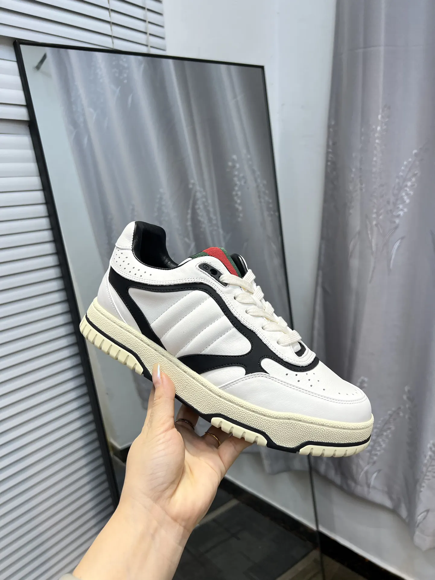 Gucci Logo休闲运动鞋