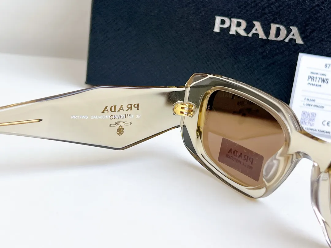 Prada SPR17W 太阳眼镜 時尚遮阳 太陽鏡