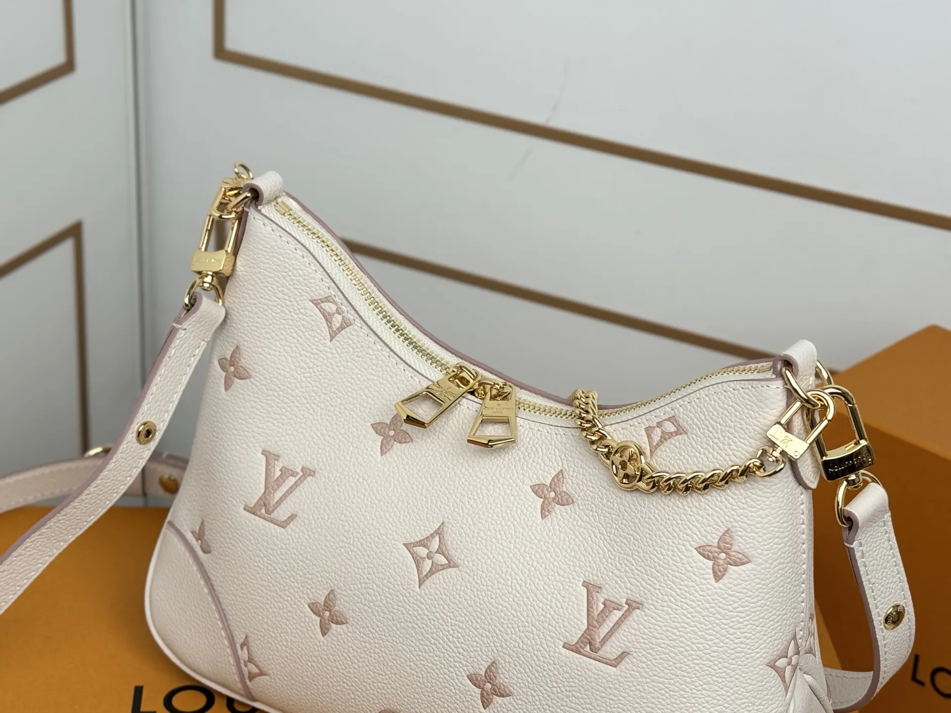 LV Mo链条包 精致链条款
