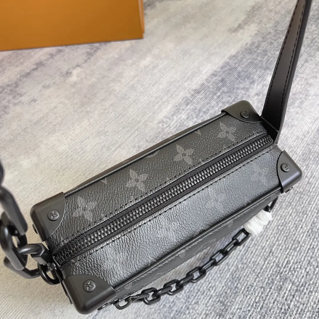Chain Bag Leather
