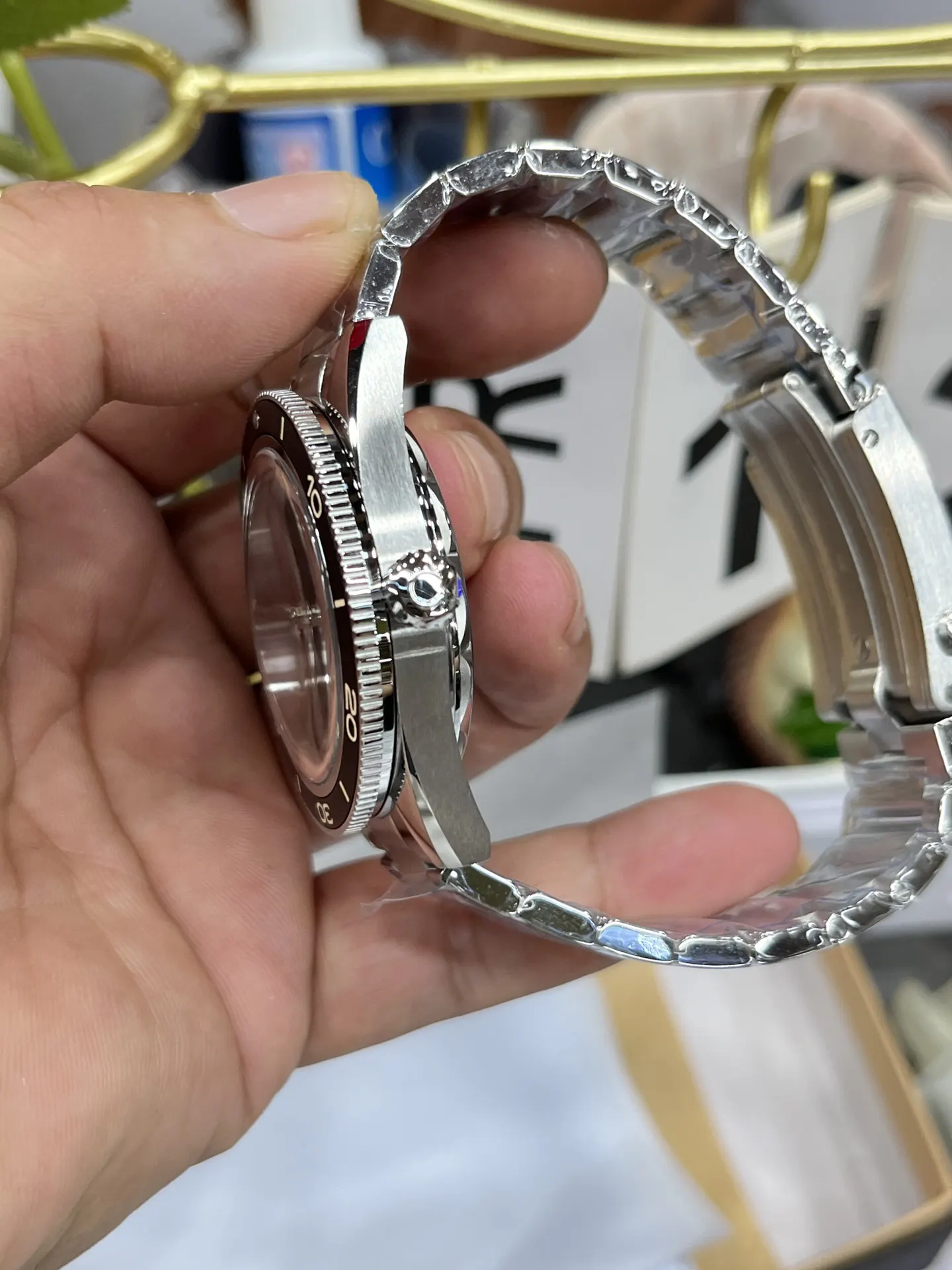 Omega 专供大厂出品 VS欧米茄 海马 米 手表 经典腕表款