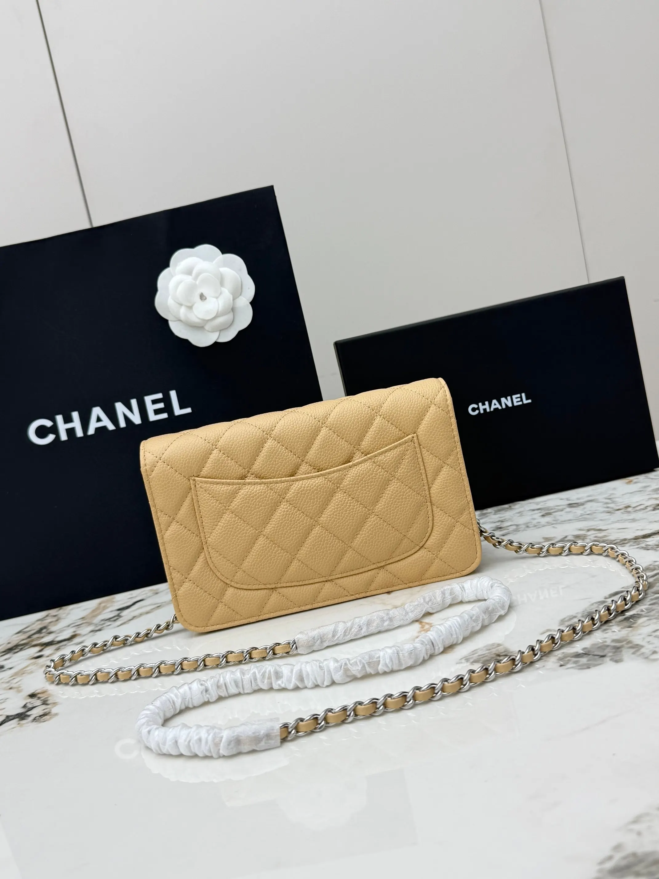 CHANEL 小牛皮 链条包 精致链条款