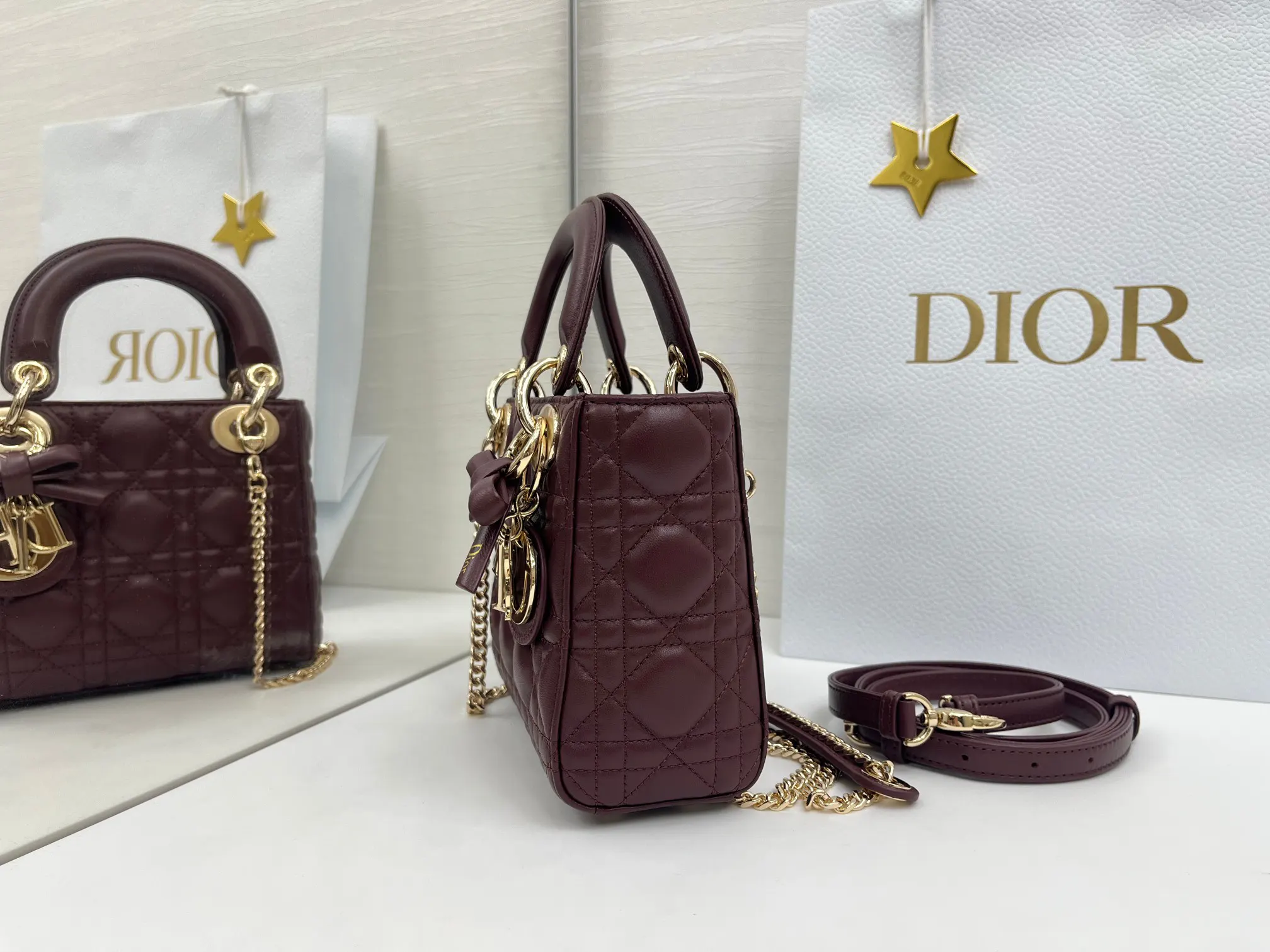Dior Lady Dior Lady 酒红链条包 藤格手提