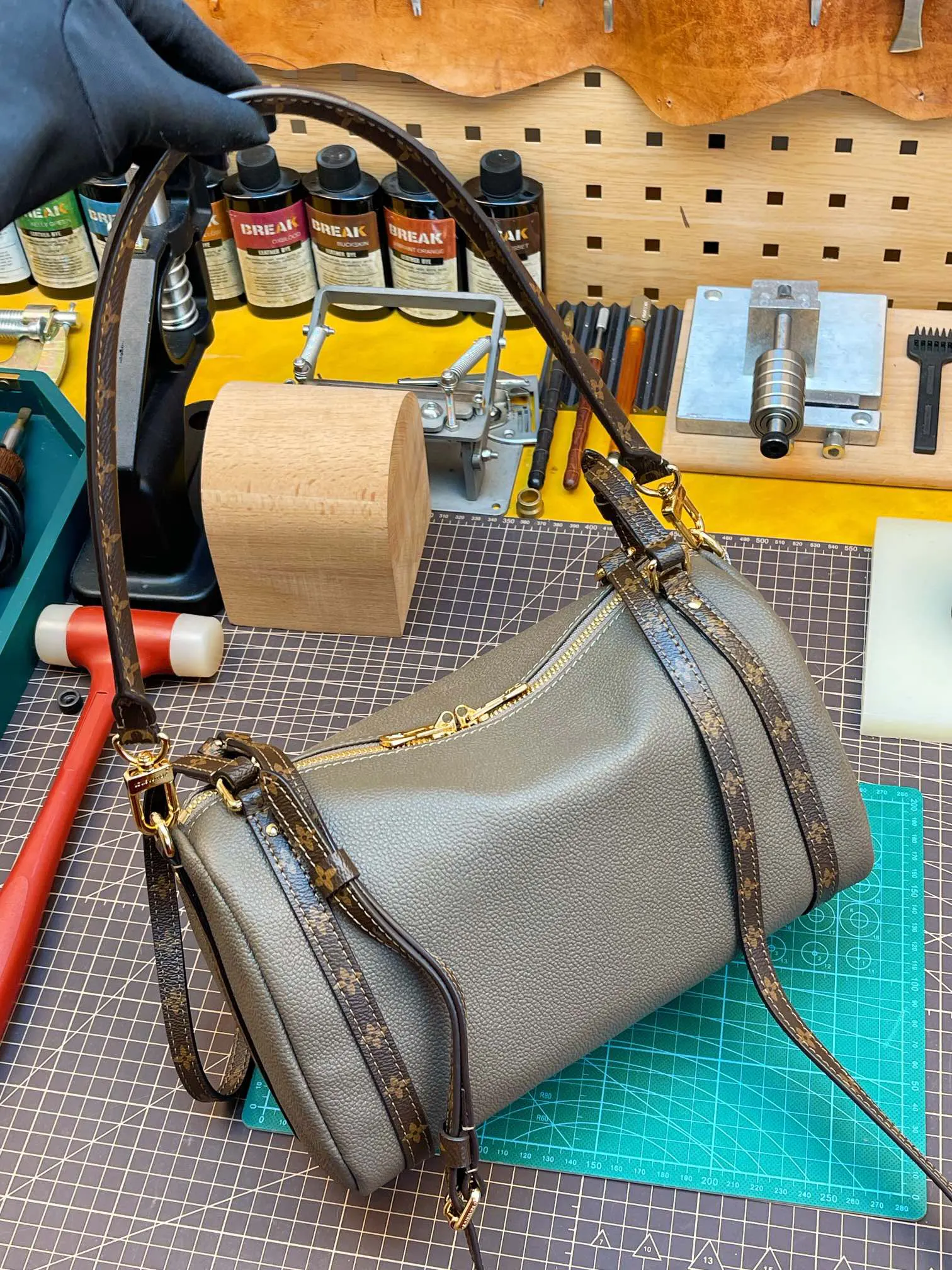 LV Keepall 牛皮 旅行袋 大容量旅行款