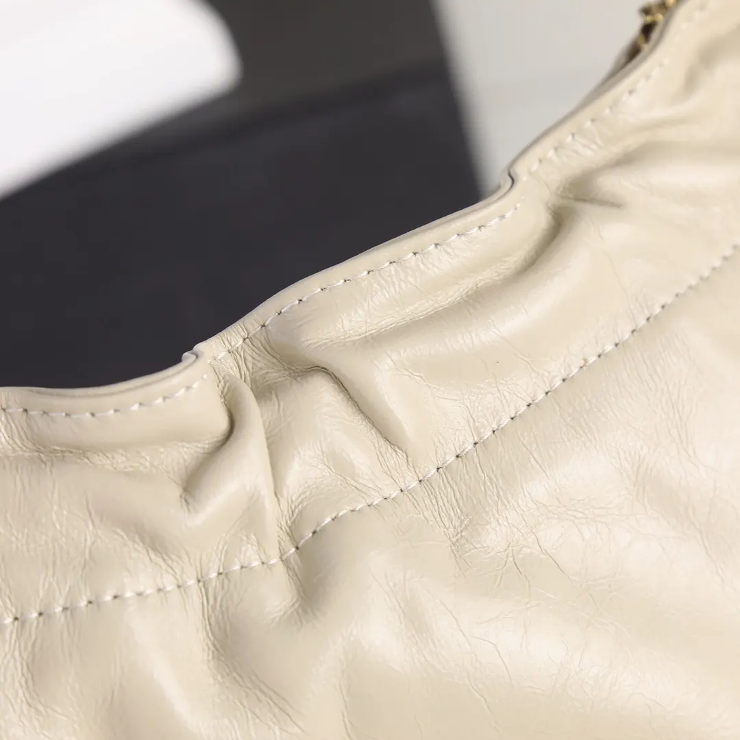 Hobo Shoulder Bag Vintage