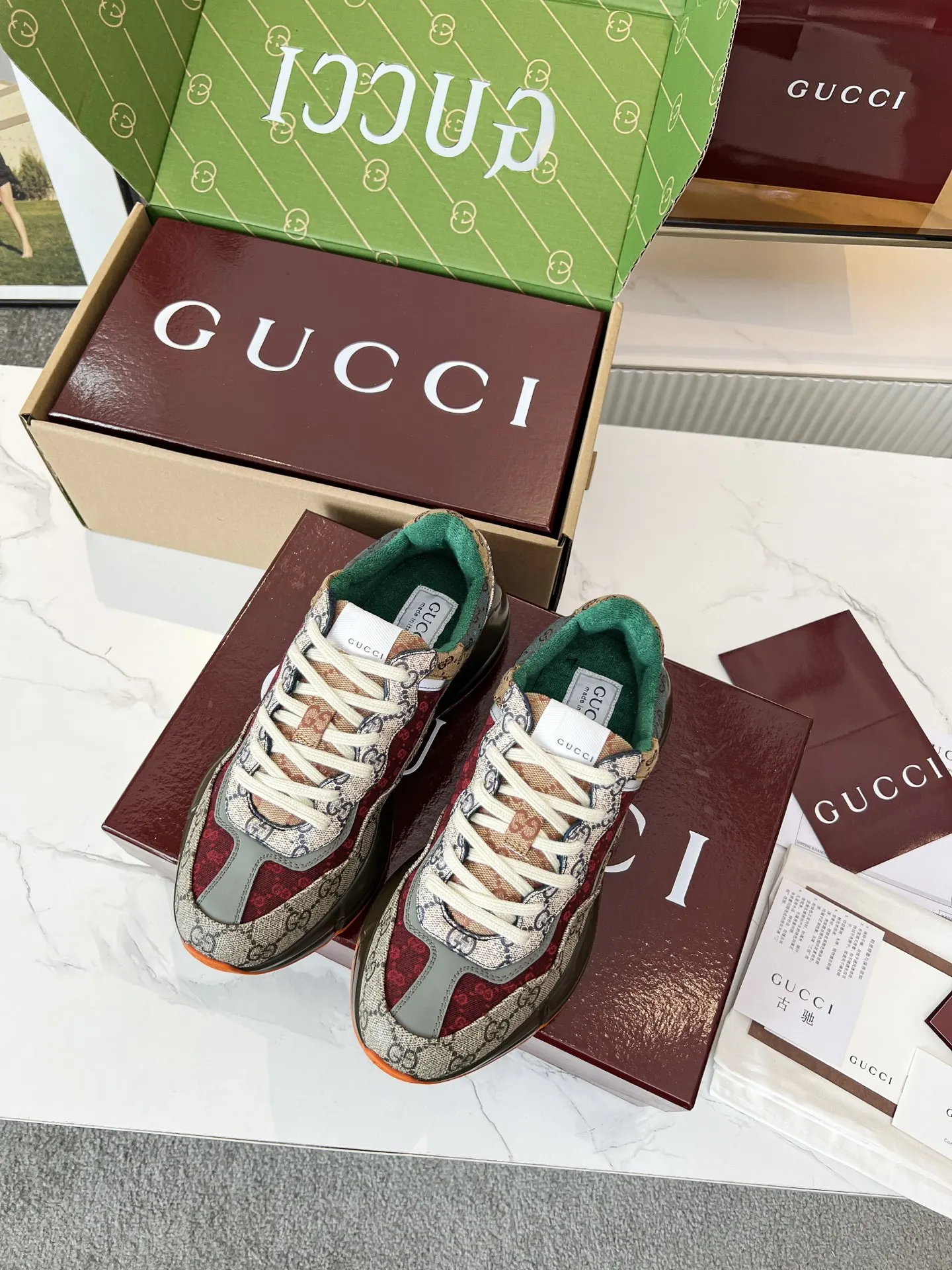 Gucci Logo休闲运动鞋