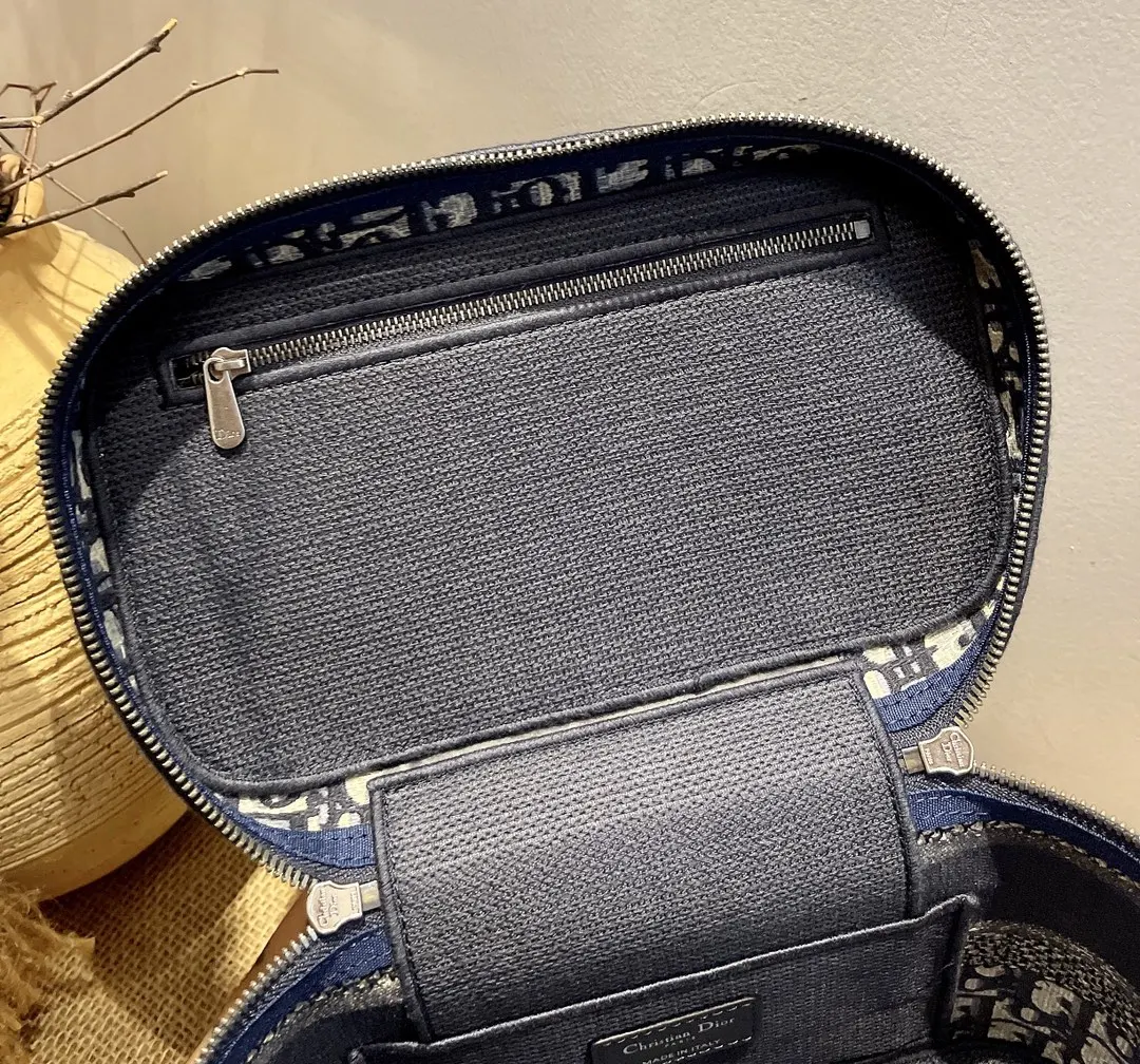 Dior DI OR 最火化妝包 可以放 多的东 便携收納款