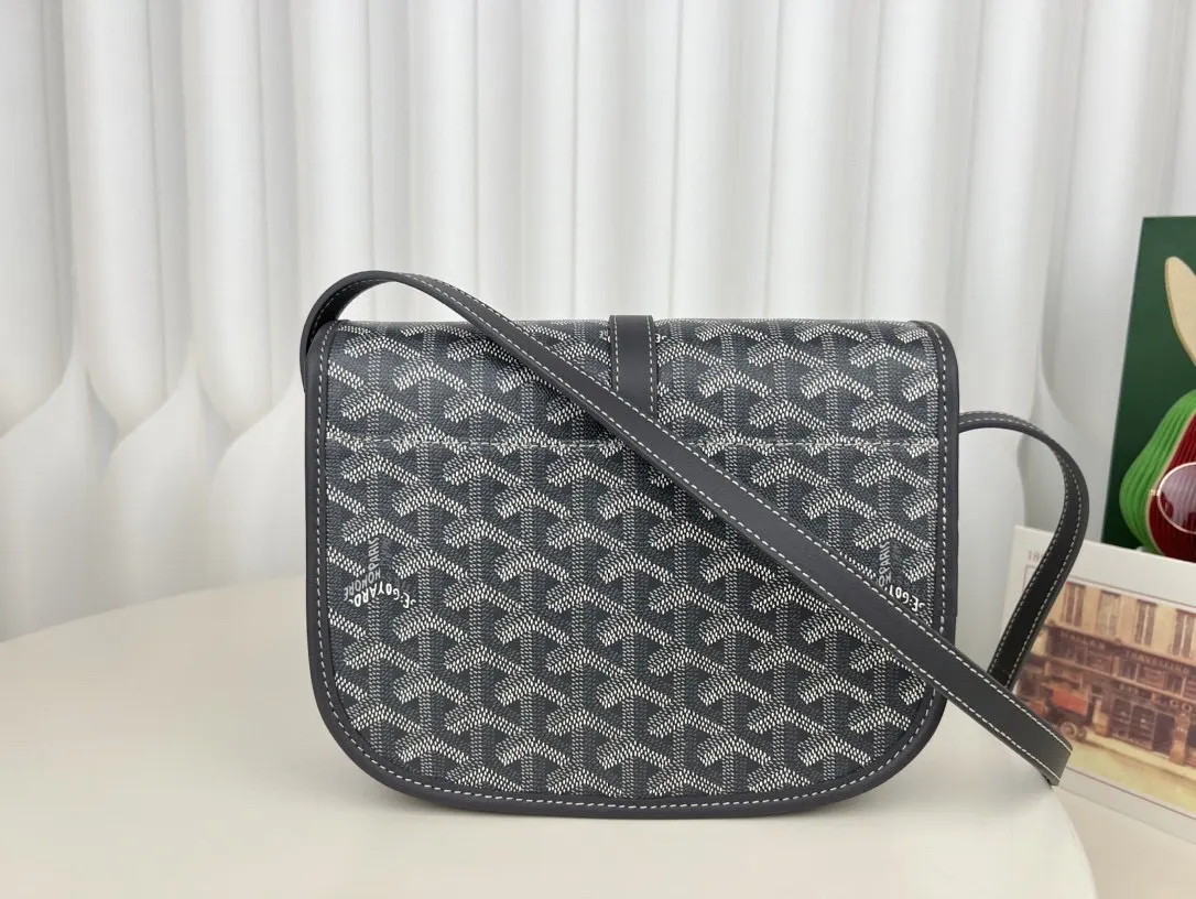 Goyard 戈雅 邮差包～ 斜挎包 轻便斜挎款