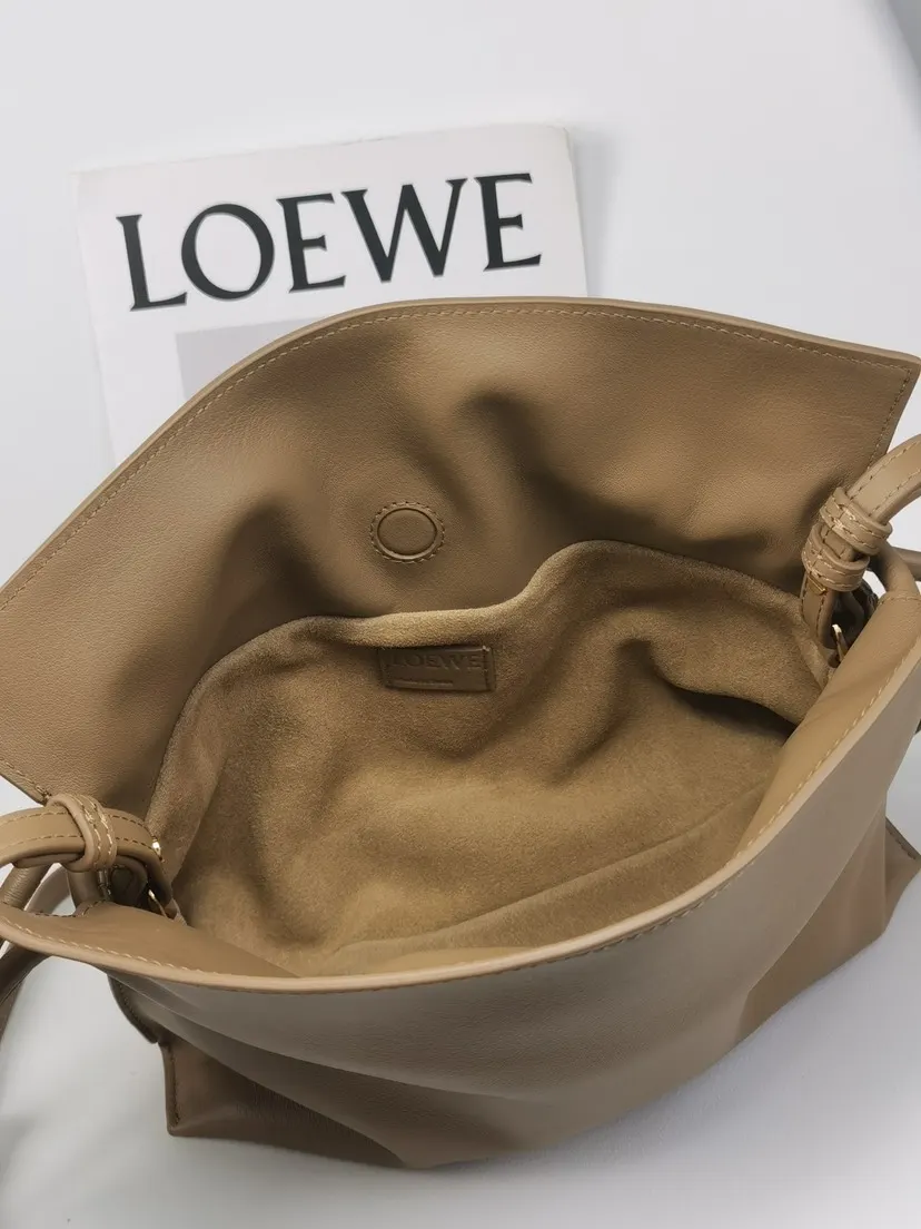 Clutch Bag Leather Image 9 Clutch Bag Leather Image 9