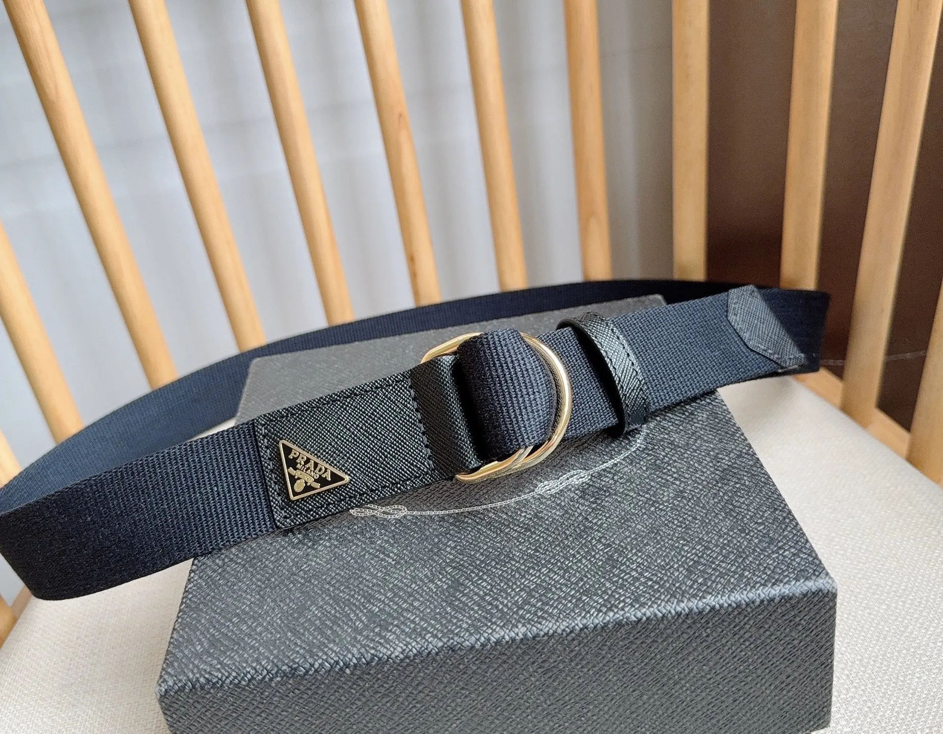 Prada 皮革 棉质 三角标 腰带 双D扣休闲