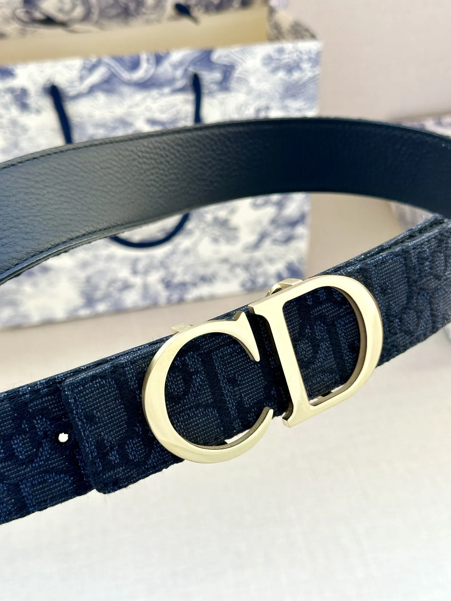 Dior 黑色Oblique腰带 金扣休闲款
