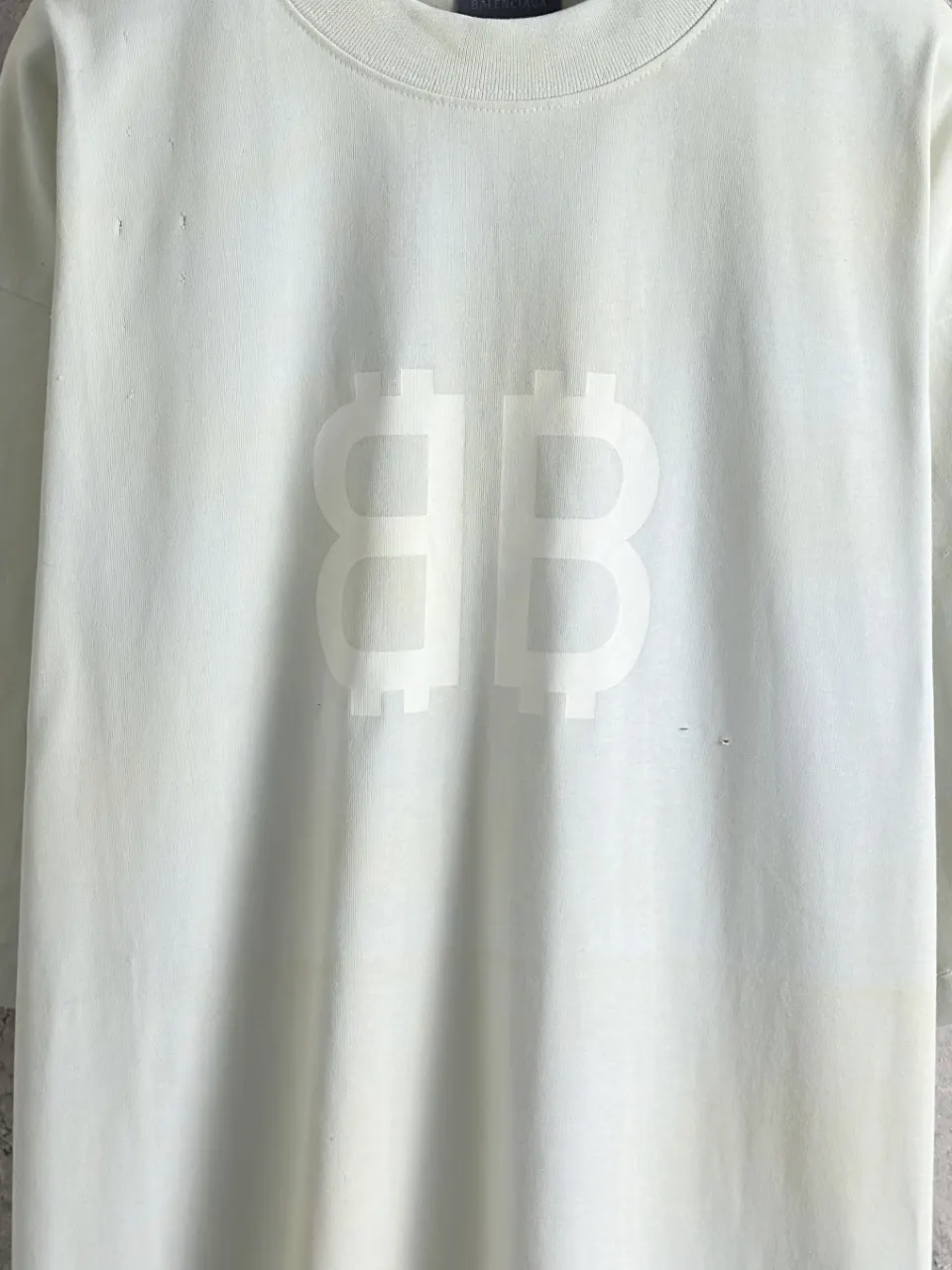 Balenciaga 杏色 短袖T恤