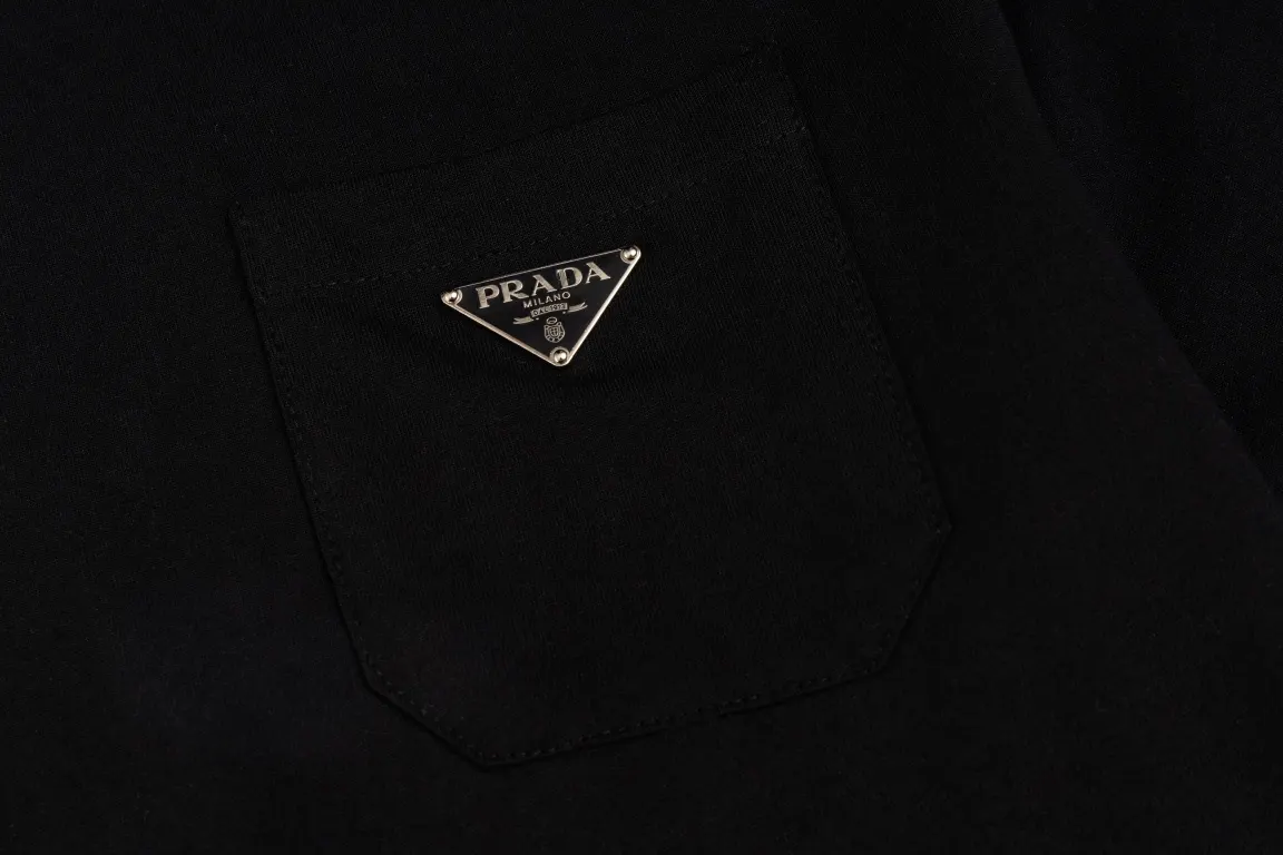 PRADA 三角标 纯棉 短袖T恤 休闲百搭款