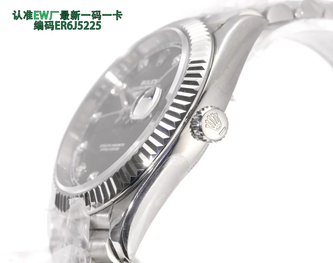 Watch Classic Image 9 Watch Classic Image 9