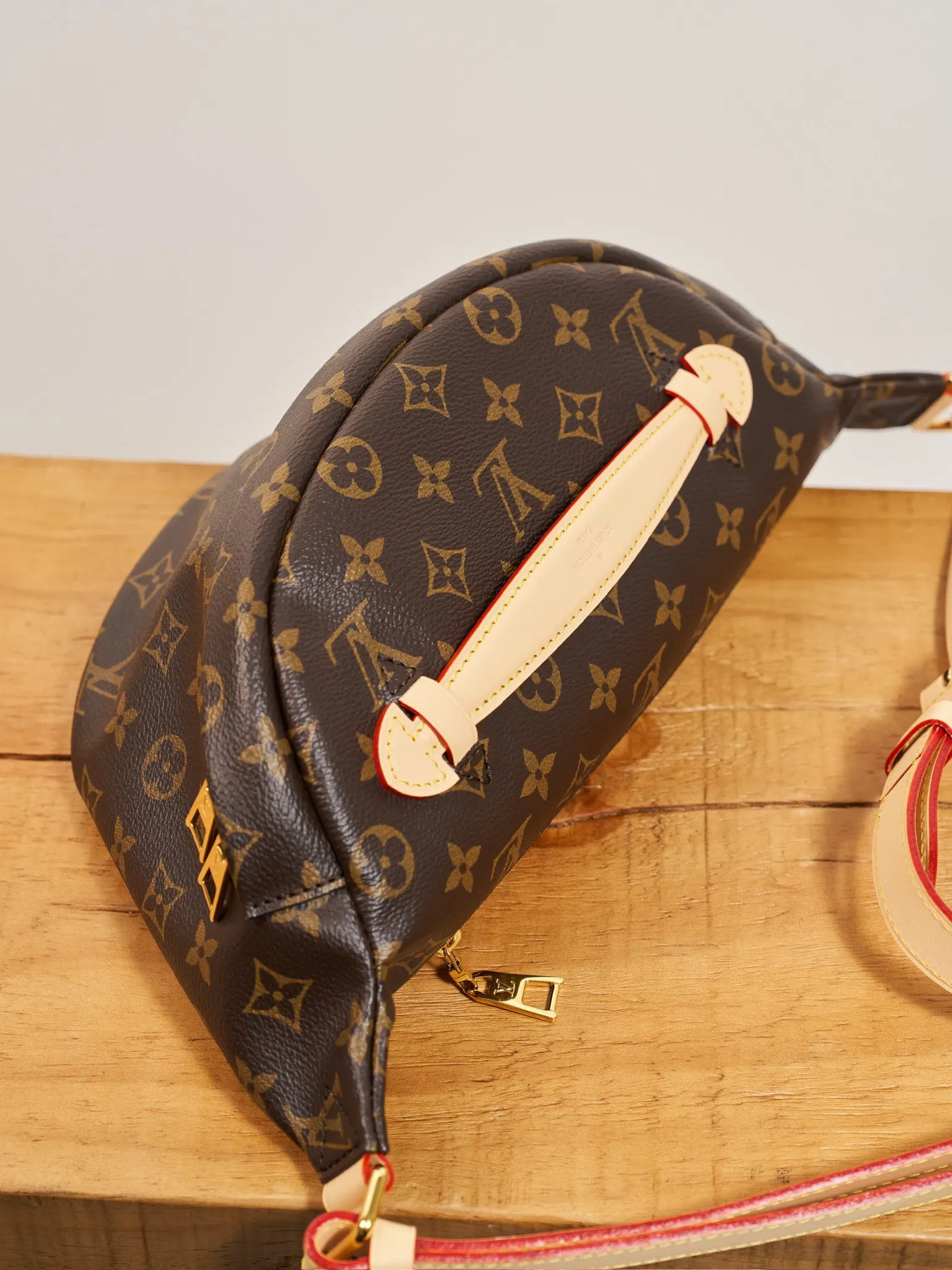 Belt Bag Casual Image 8 Belt Bag Casual Image 8