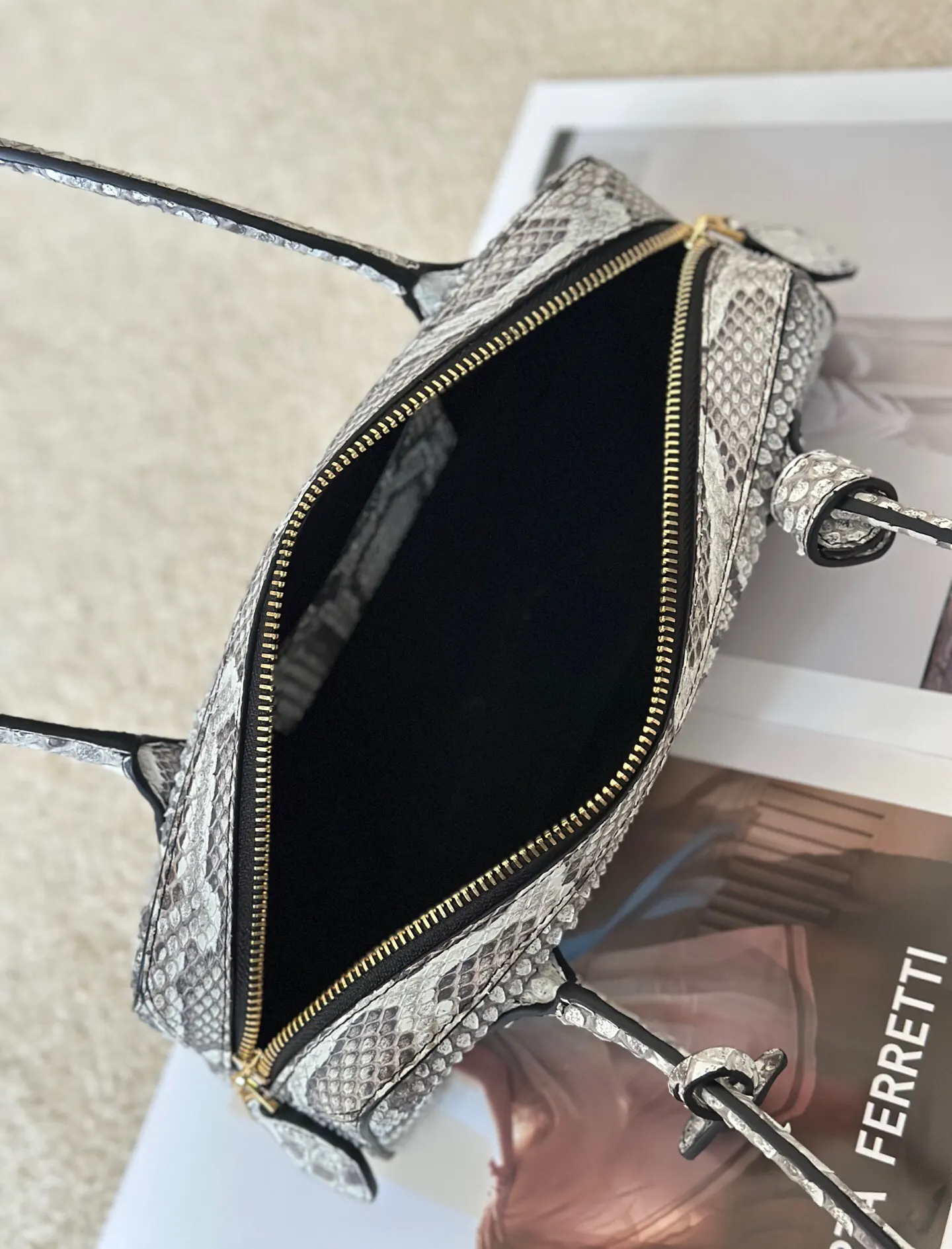 Hobo Shoulder Bag Vintage
