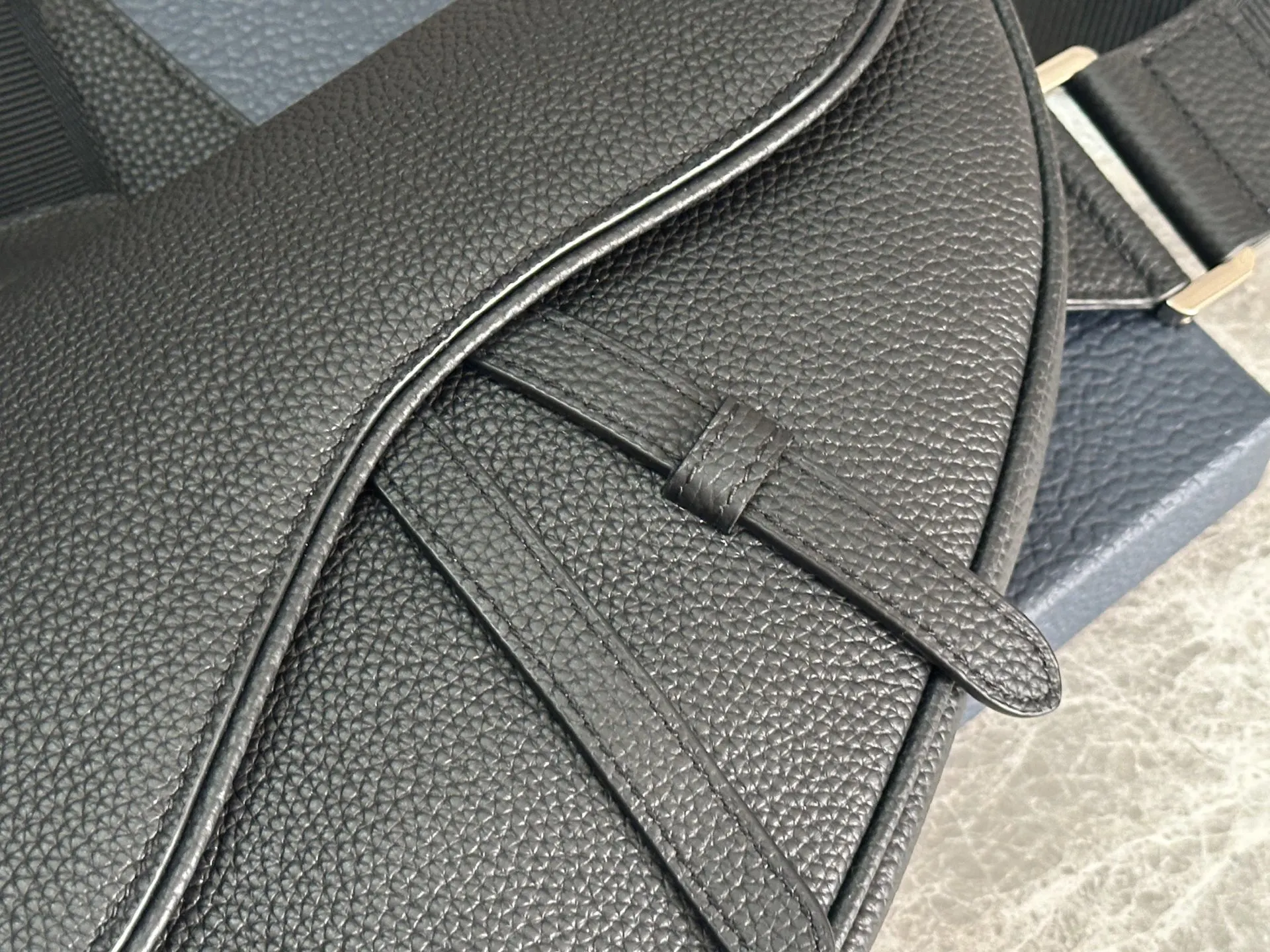 Dior Saddle Black Bag Handheld Crossbody Image 5 Dior Saddle Black Bag Handheld Crossbody Image 5