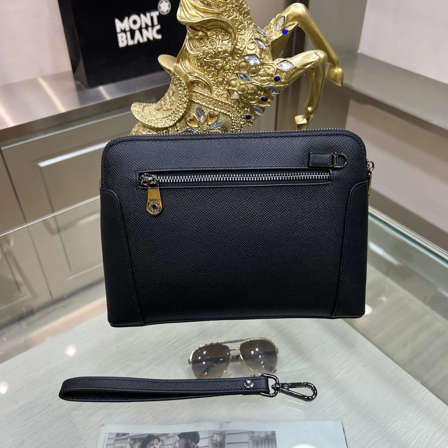 MONTBLANC万宝龙 手拿包 双拉設計 精致手拿款