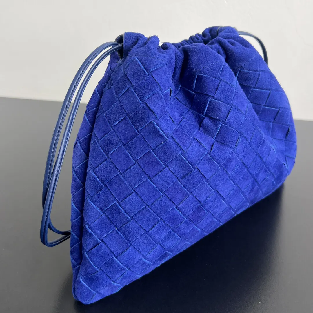 Bottega Veneta 麂皮 腋下包 復古腋下背款