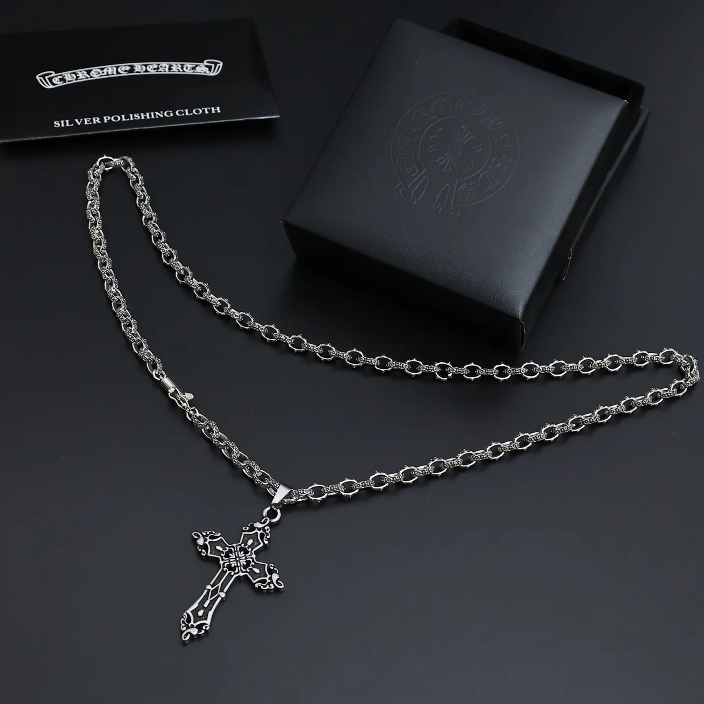 Chrome Hearts 項鍊 精致锁骨链款