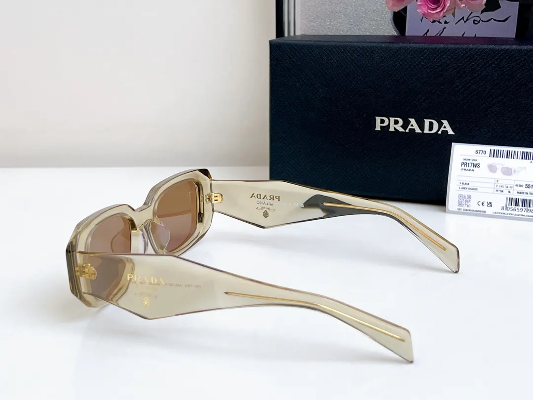 Prada SPR17W 太阳眼镜 時尚遮阳 太陽鏡
