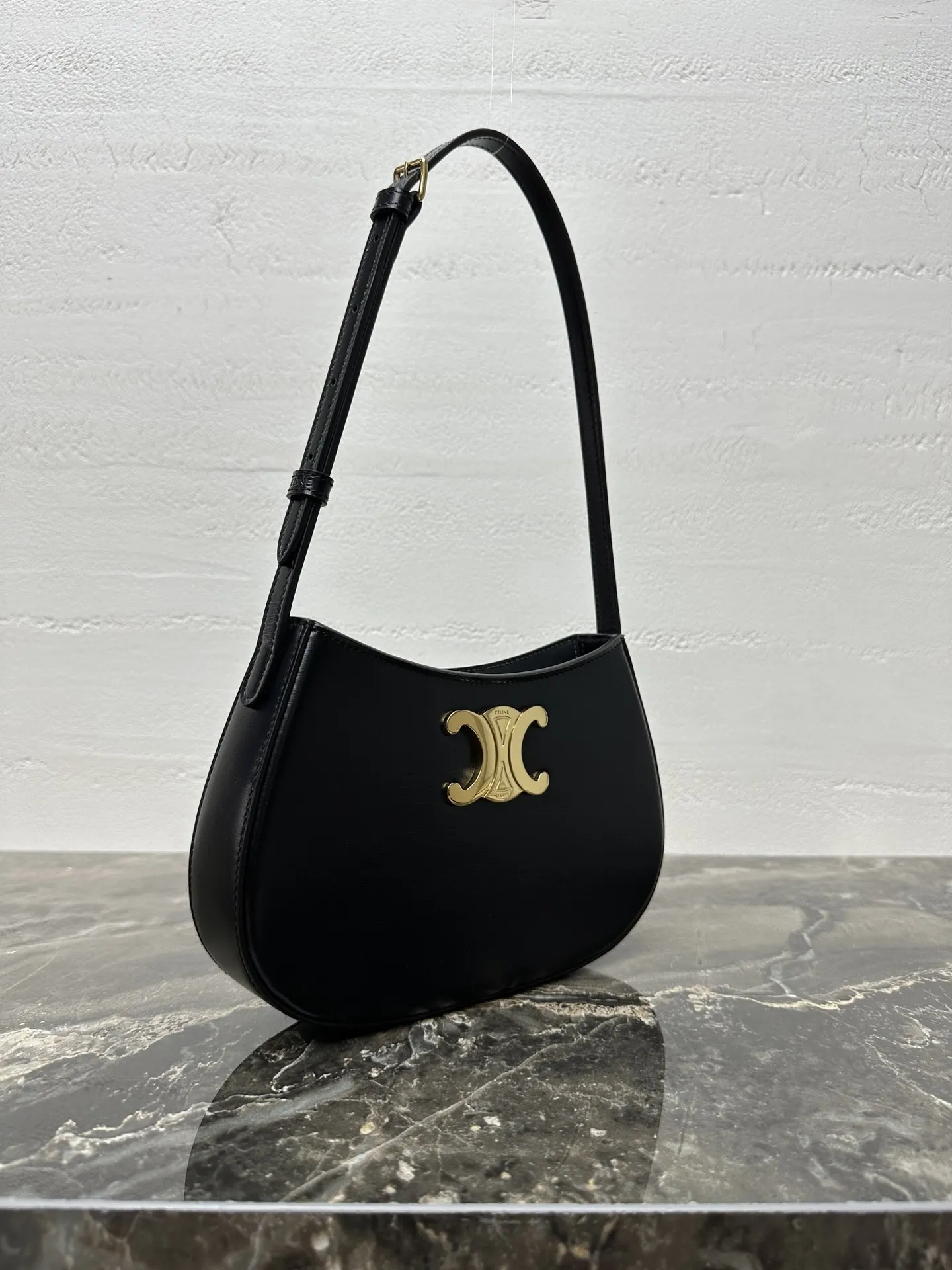 Hobo Shoulder Bag Vintage