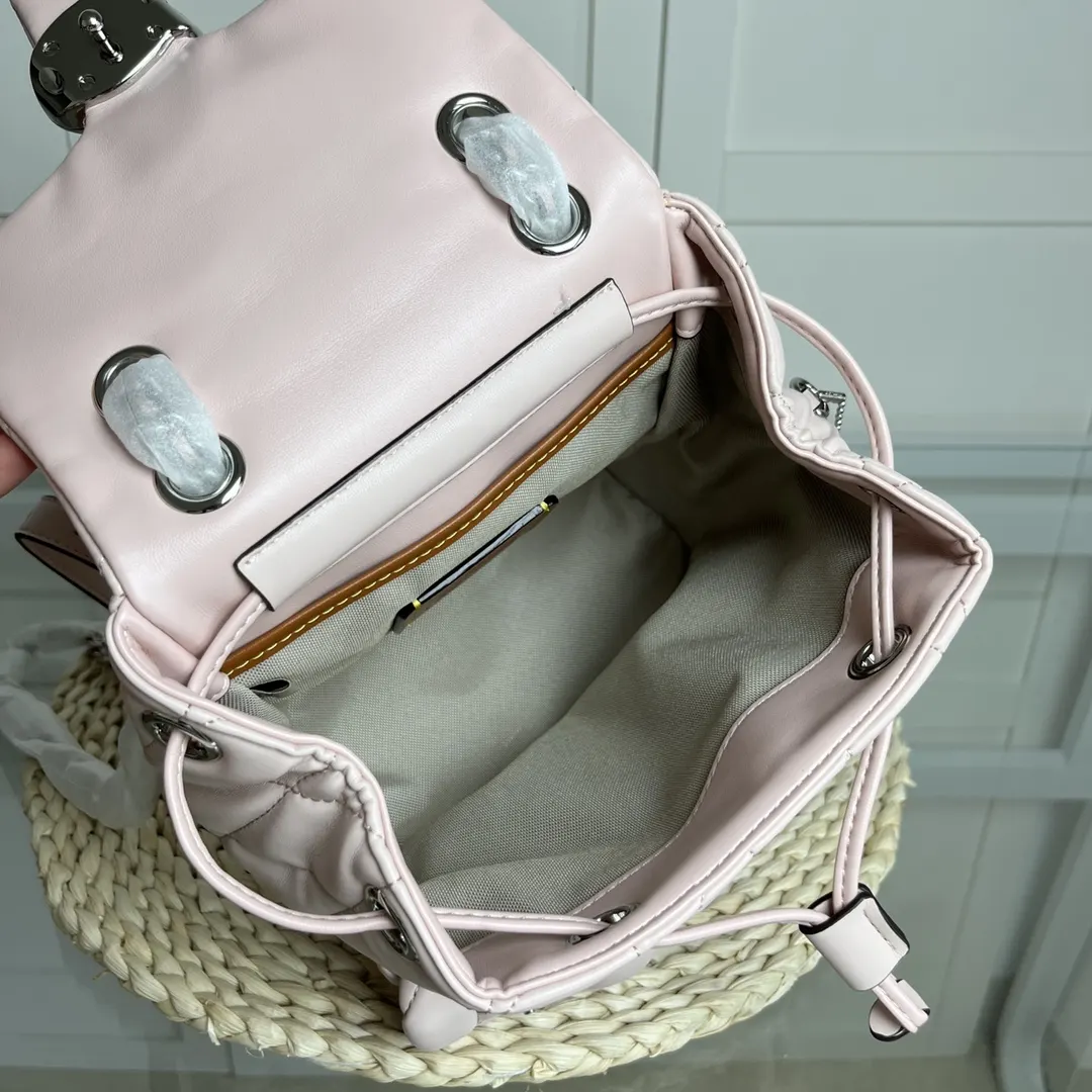 Coach 羊皮 雙肩包 实用雙肩款(數字9) Coach 羊皮 雙肩包 实用雙肩款(數字9)
