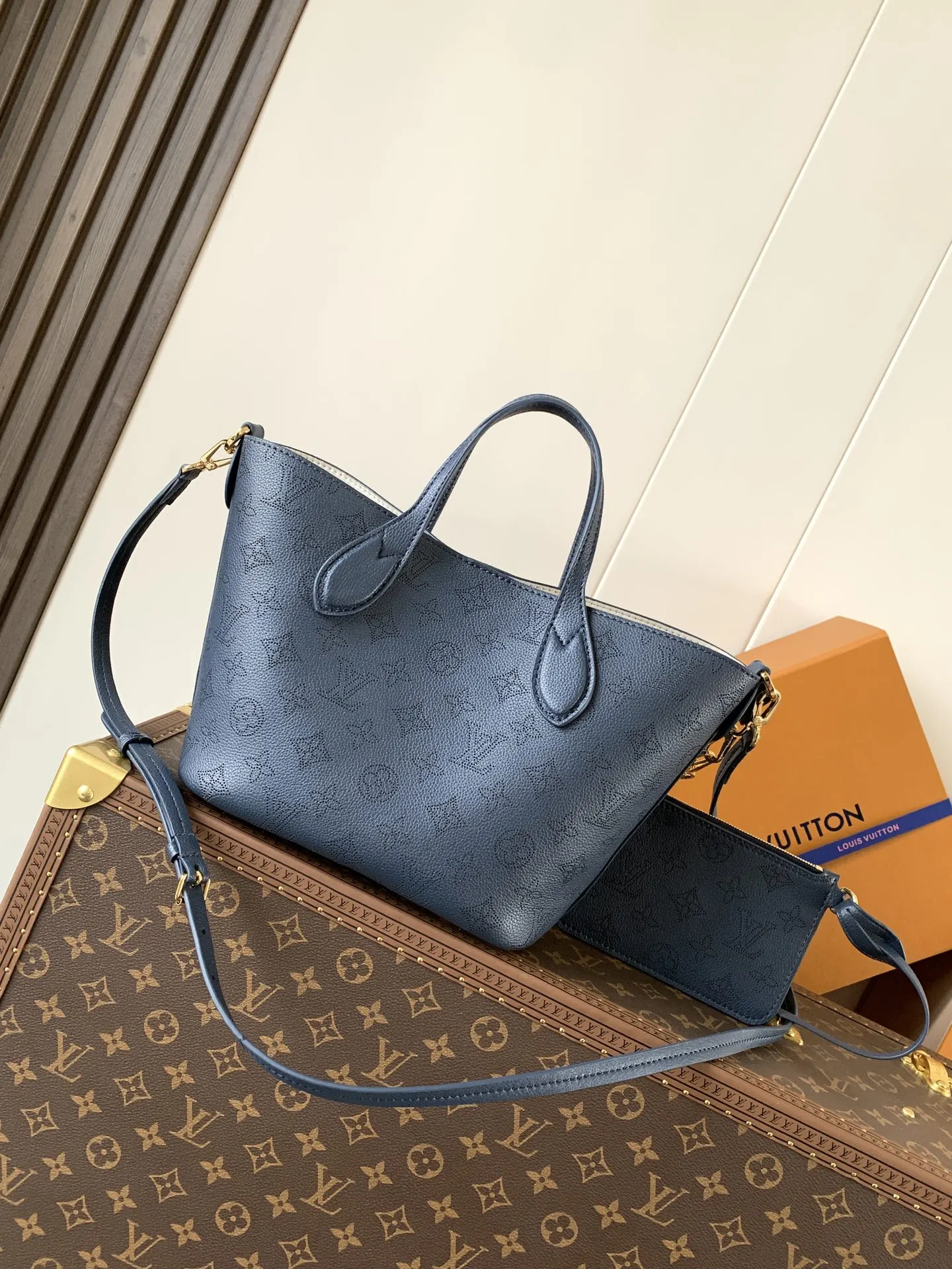 LV 深蓝 牛皮 深蓝 本款 Blossom 小 收纳包 旅行收纳款