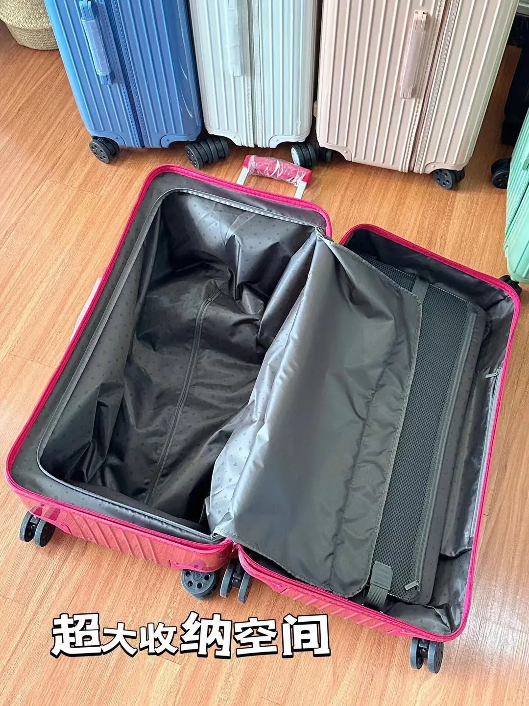 黑色 白色 Essential 系列 原Salsa的 行李箱 旅行拉杆款 輕便出行款