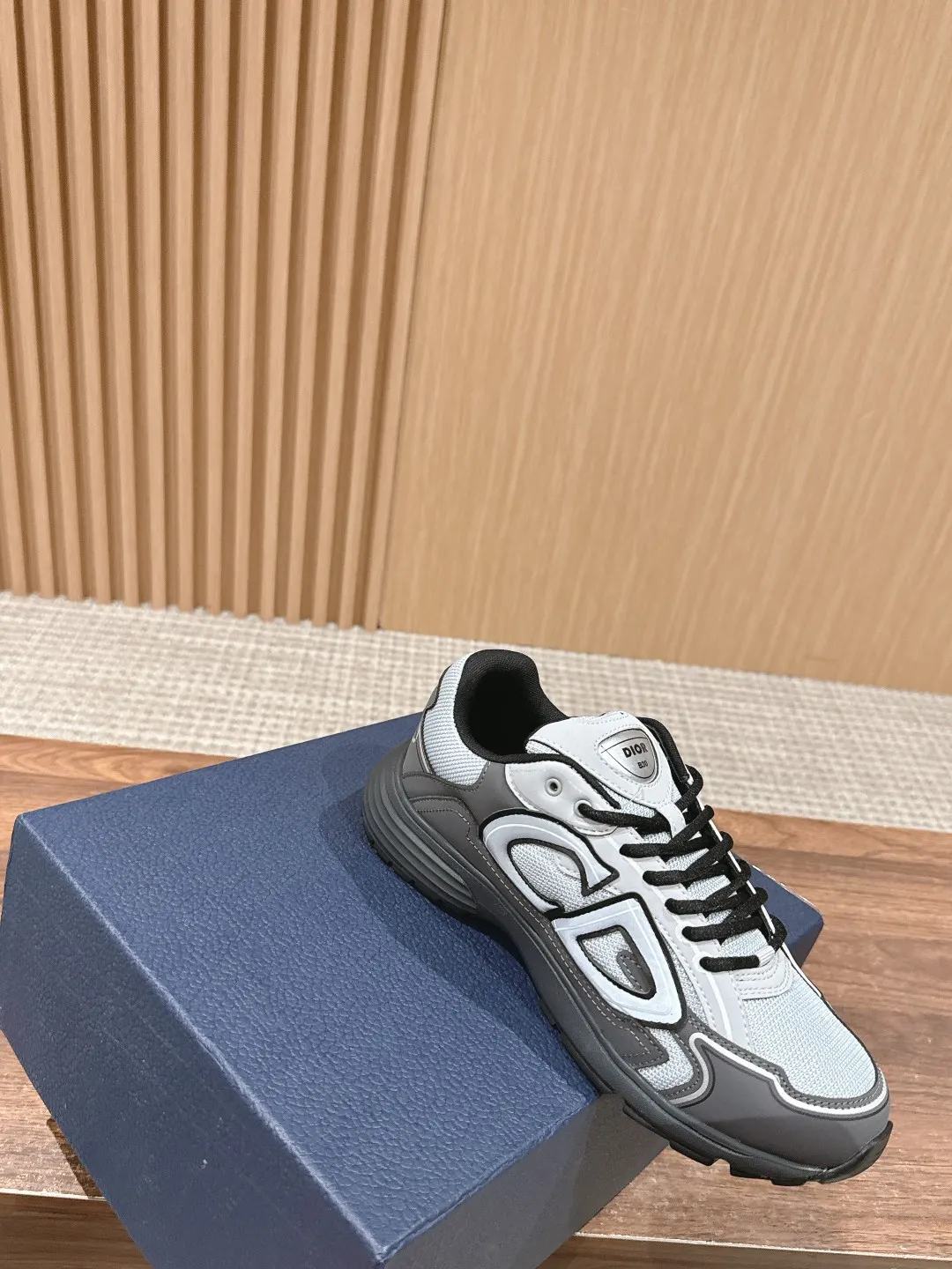 New Balance B30 運動鞋 休閒百搭款(數字4) New Balance B30 運動鞋 休閒百搭款(數字4)