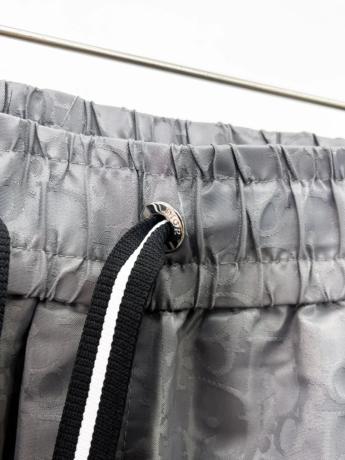 Dior 灰色 短裤