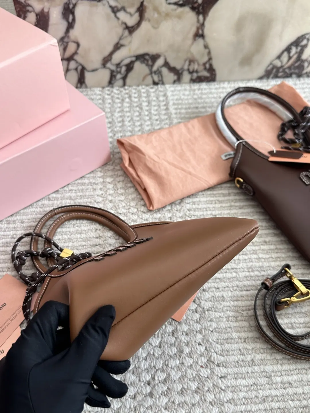Miu 盒 miumiu 托特包 大容量托特款