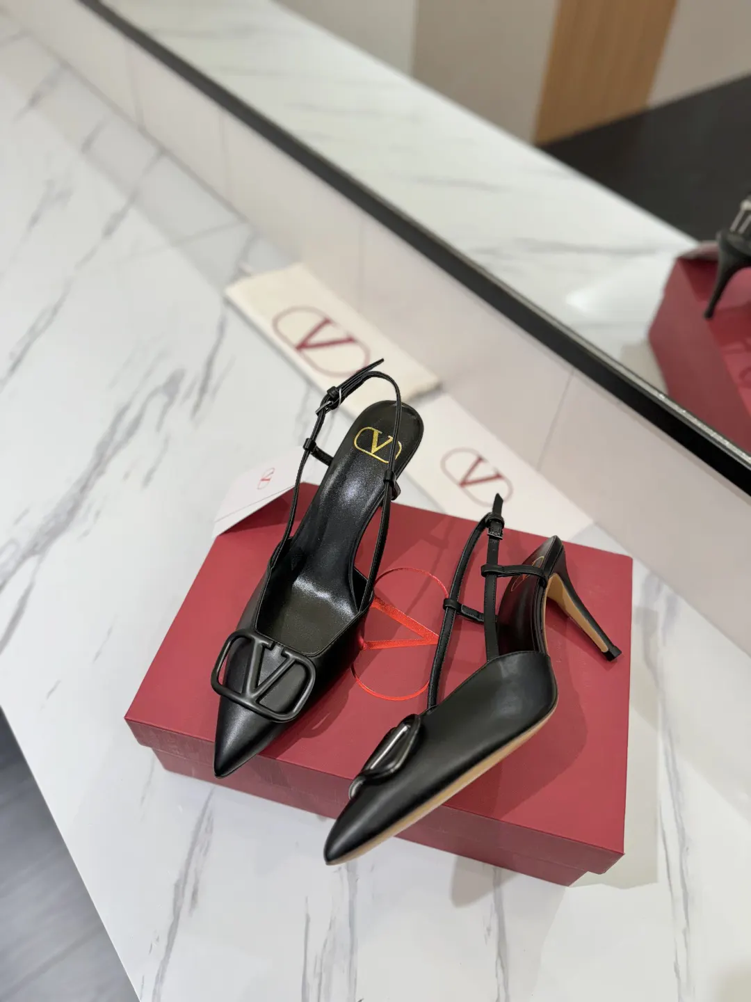 Valentino 金色 拖鞋 轻便舒适款 款03