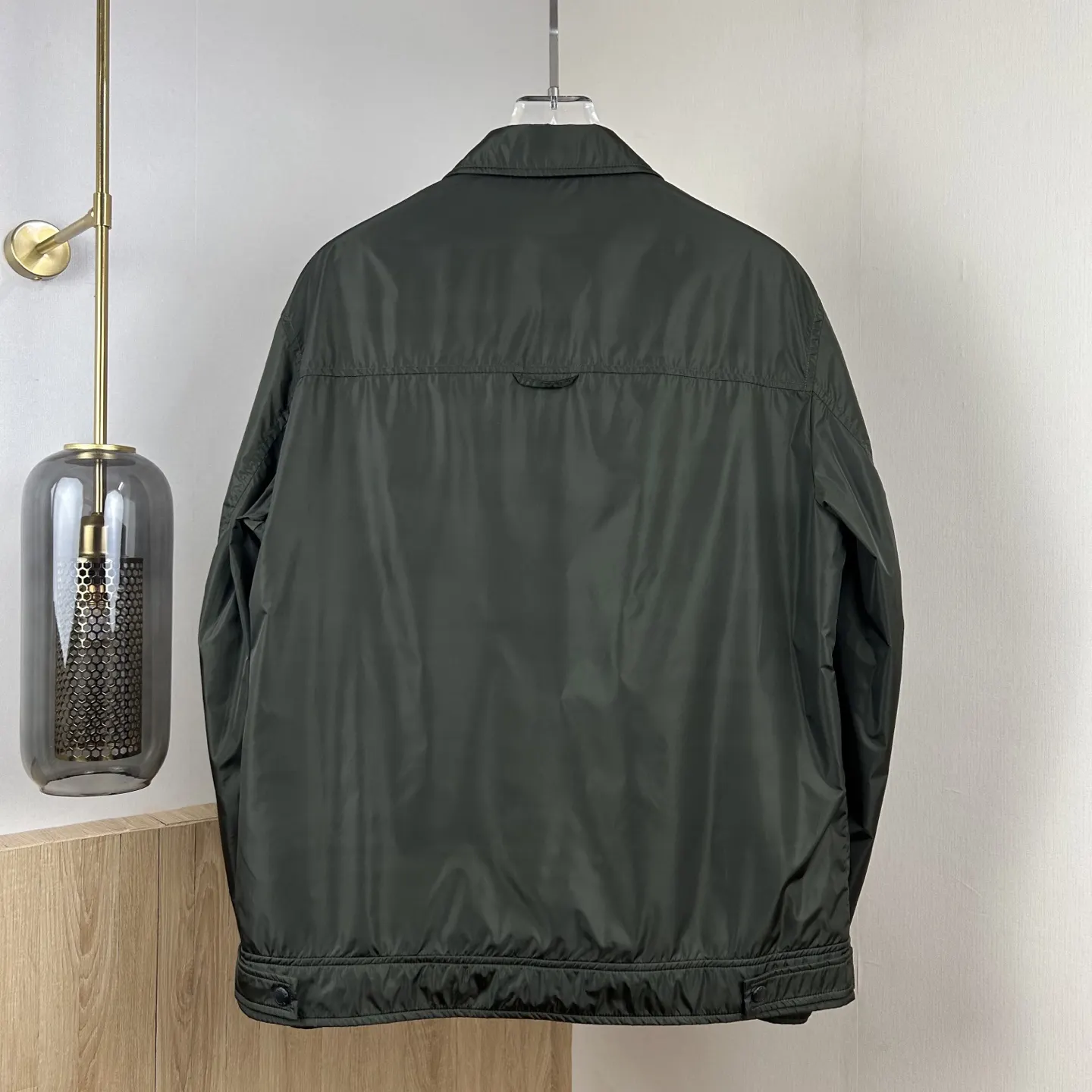 PRADA Re-Nylon尼龙 三角标 衬衫 休闲百搭款
