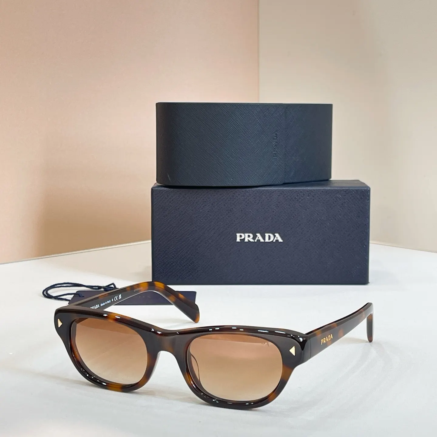 Prada SPR C08S 太阳镜