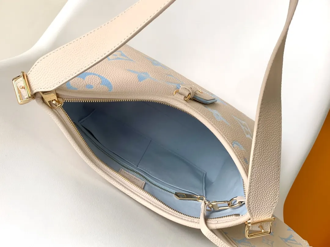 LV white and blue color scheme clutch bag Image 9 LV white and blue color scheme clutch bag Image 9