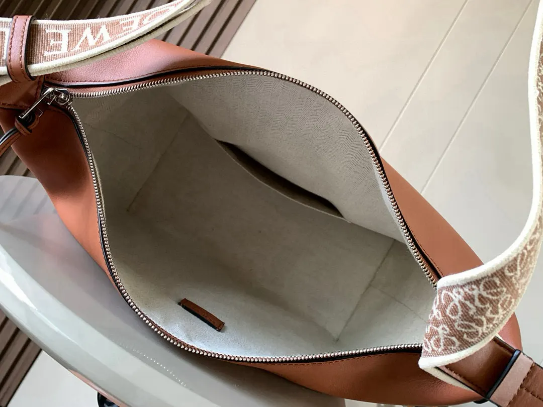 Brown Hobo Shoulder Bag Vintage Leather Image 9 Brown Hobo Shoulder Bag Vintage Leather Image 9