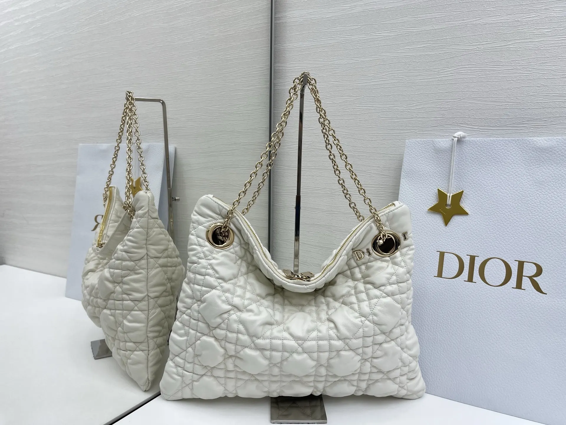 Dior Cannage Quilted Tote 藤格绗缝手 托特包 大容量托特款