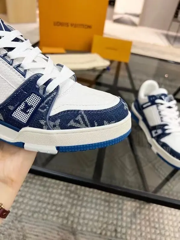 Louis Vuitton 运动鞋