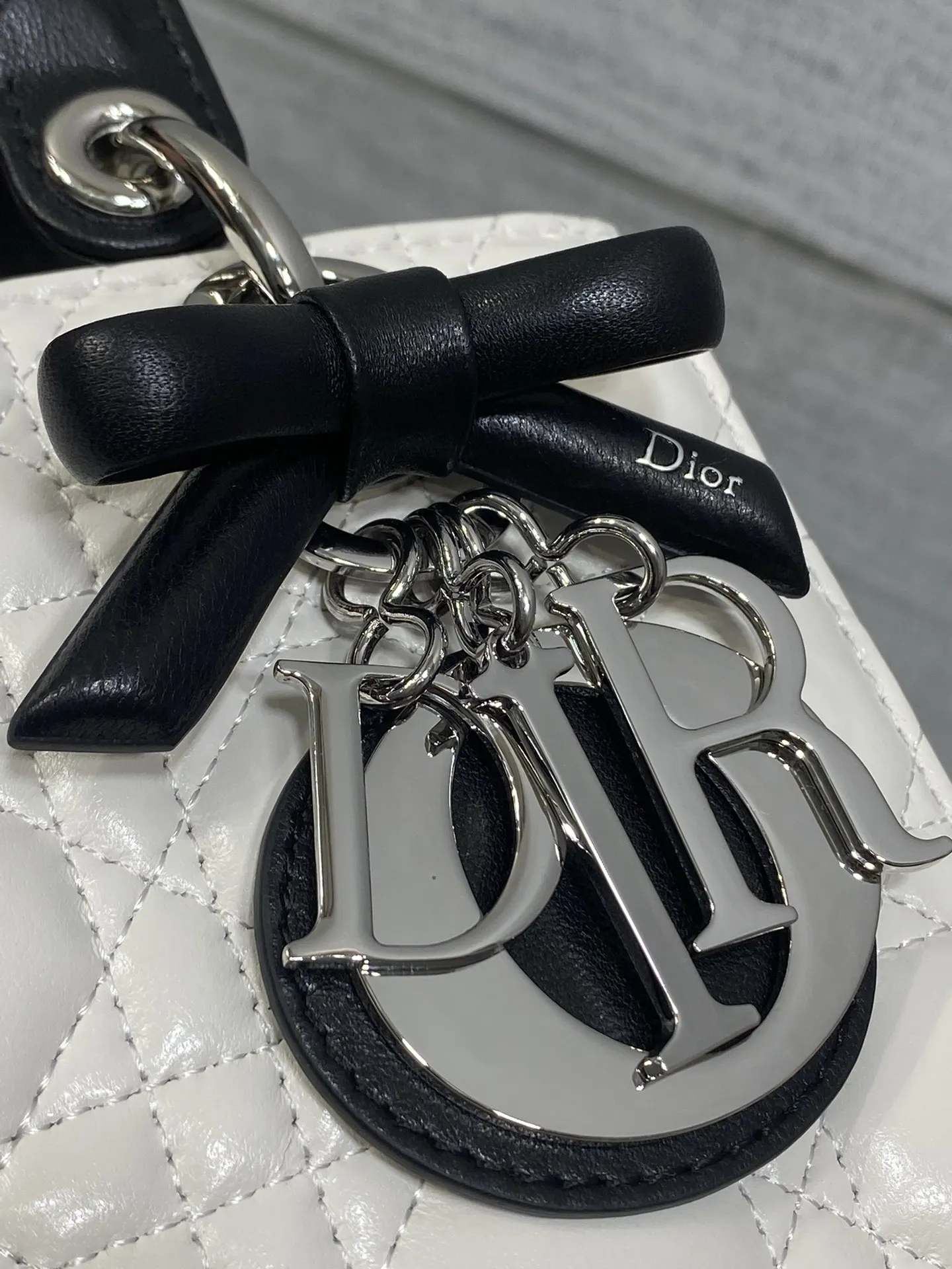 Dior Lady Dior 黑色 皮革 蝴蝶結 手提包