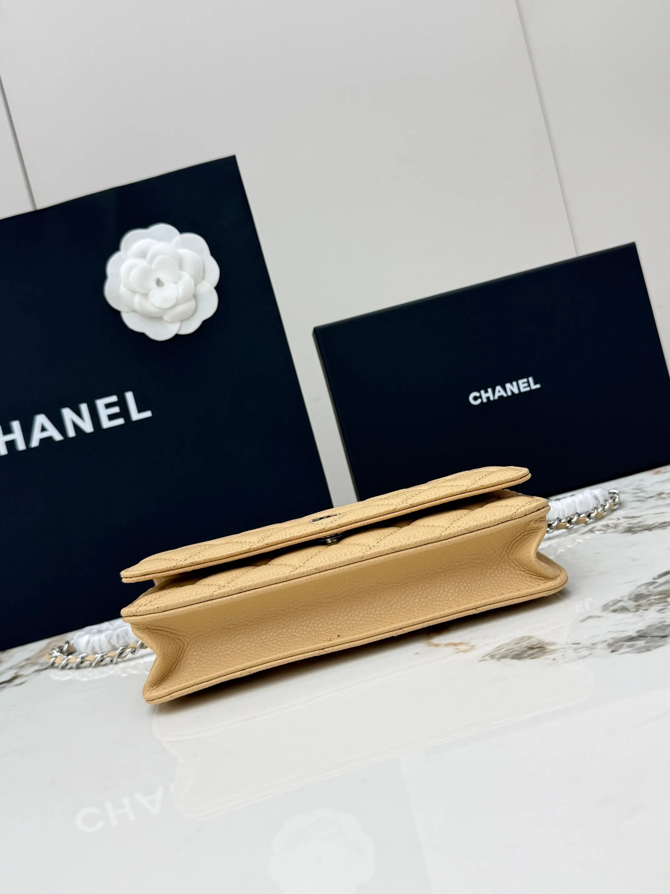 CHANEL 小牛皮 链条包 精致链条款