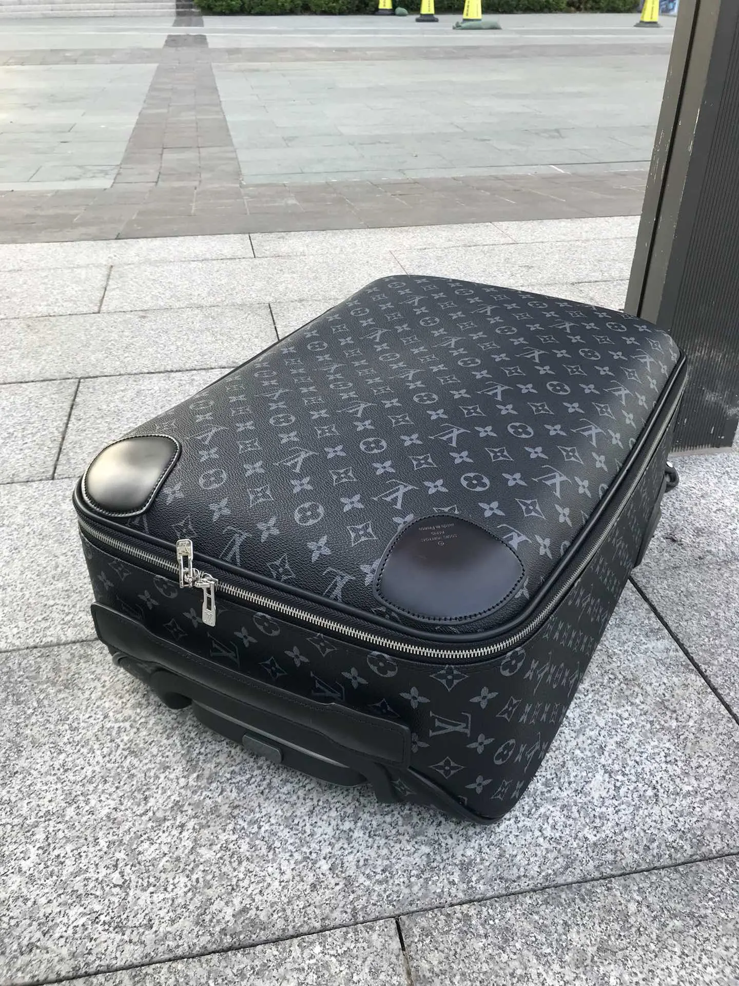 LV 帆布 超耐磨损万向轮 灵活出行 加厚全鋁合金 化妝包 便携收納款