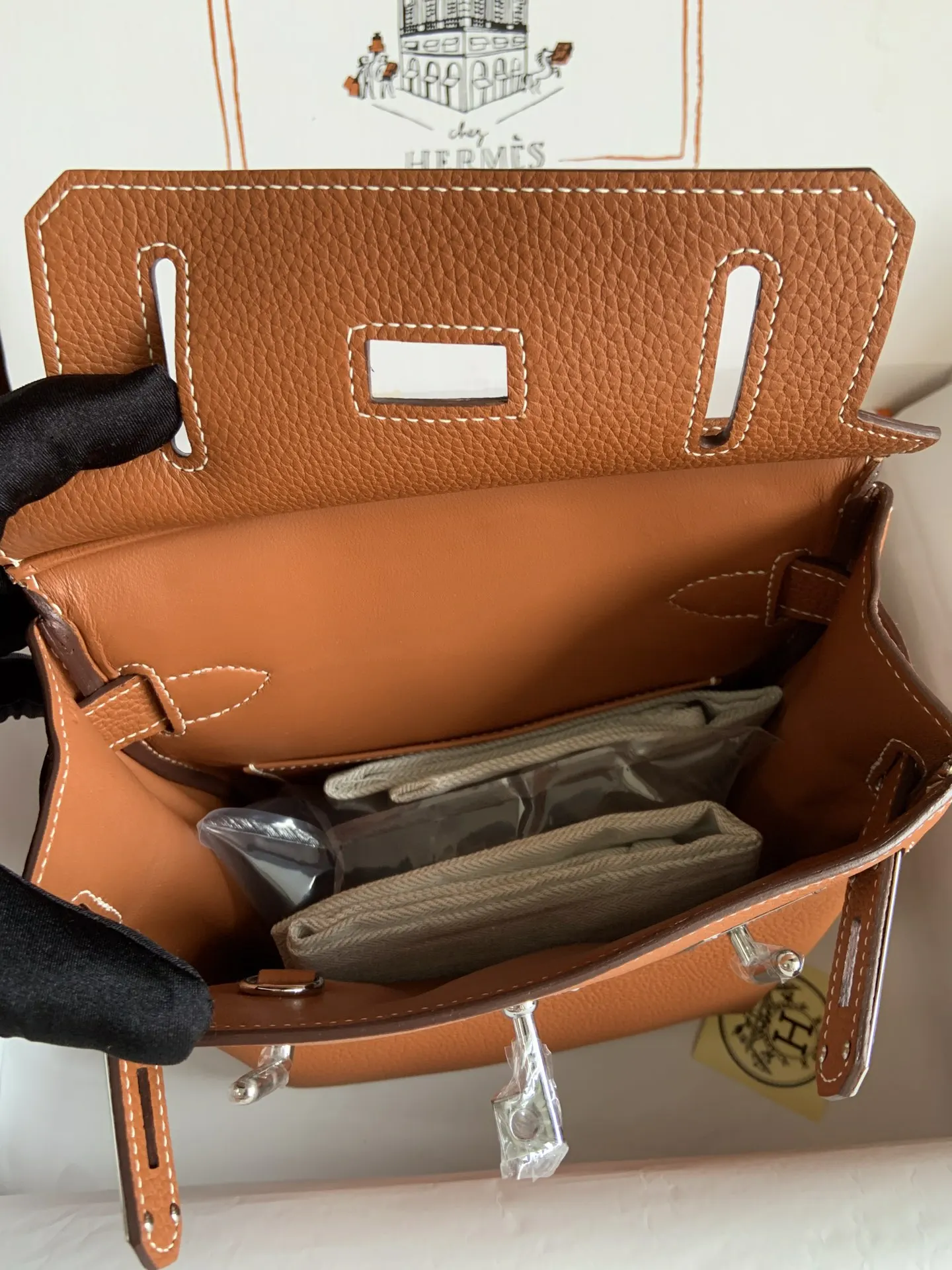 Hermès HAC 腰包